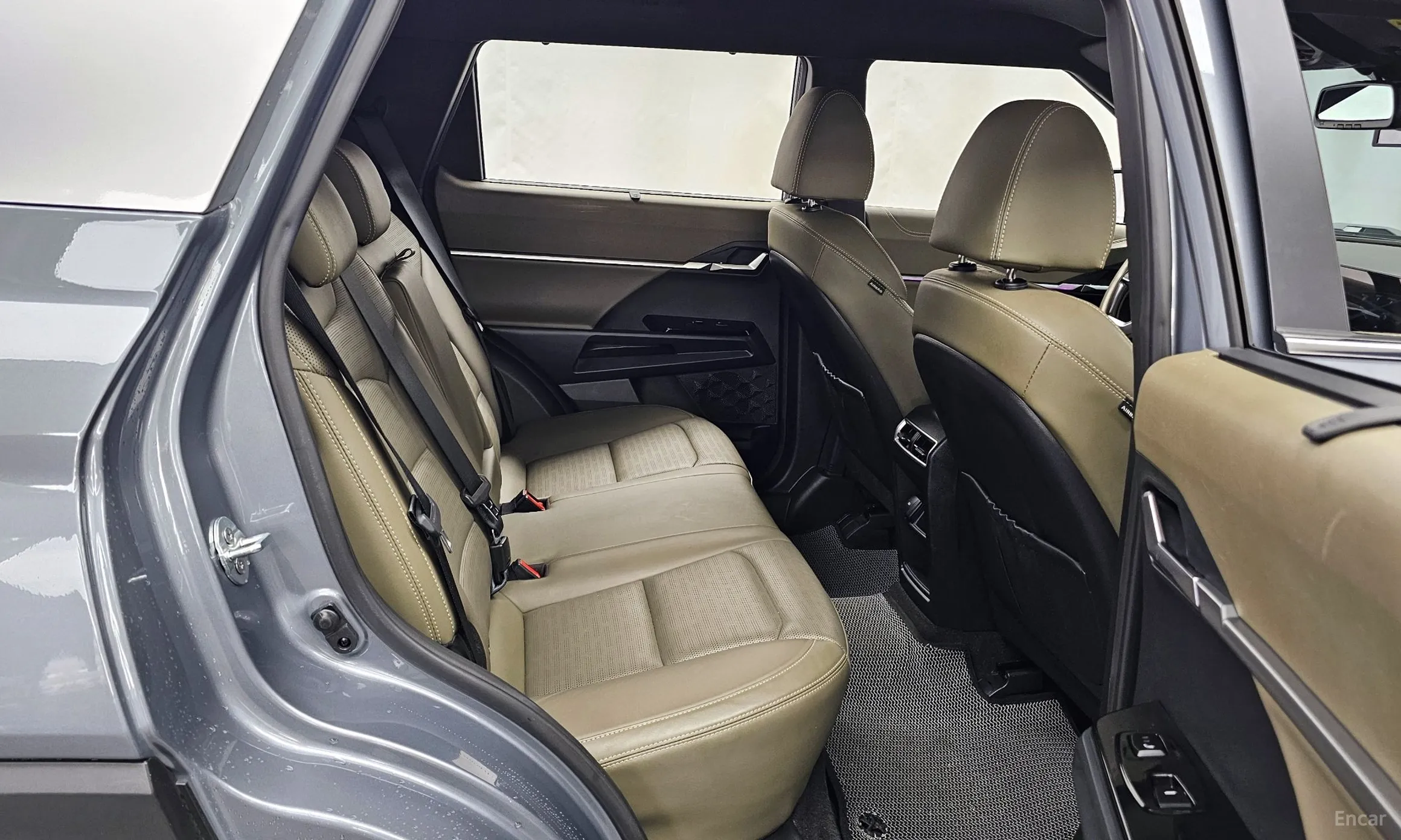 KG Mobility (SsangYong) Torres превью 12
