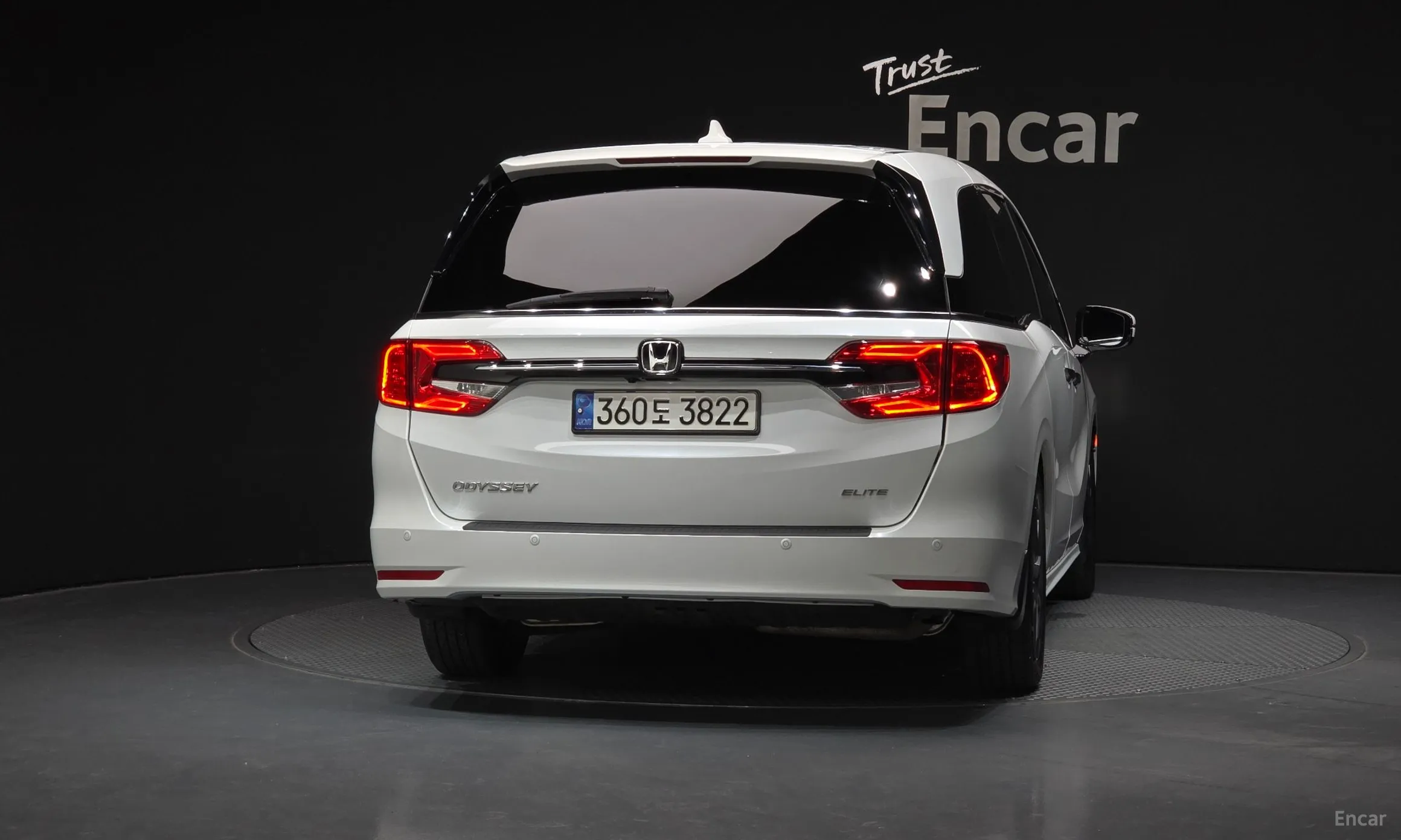 Honda Odyssey превью 4