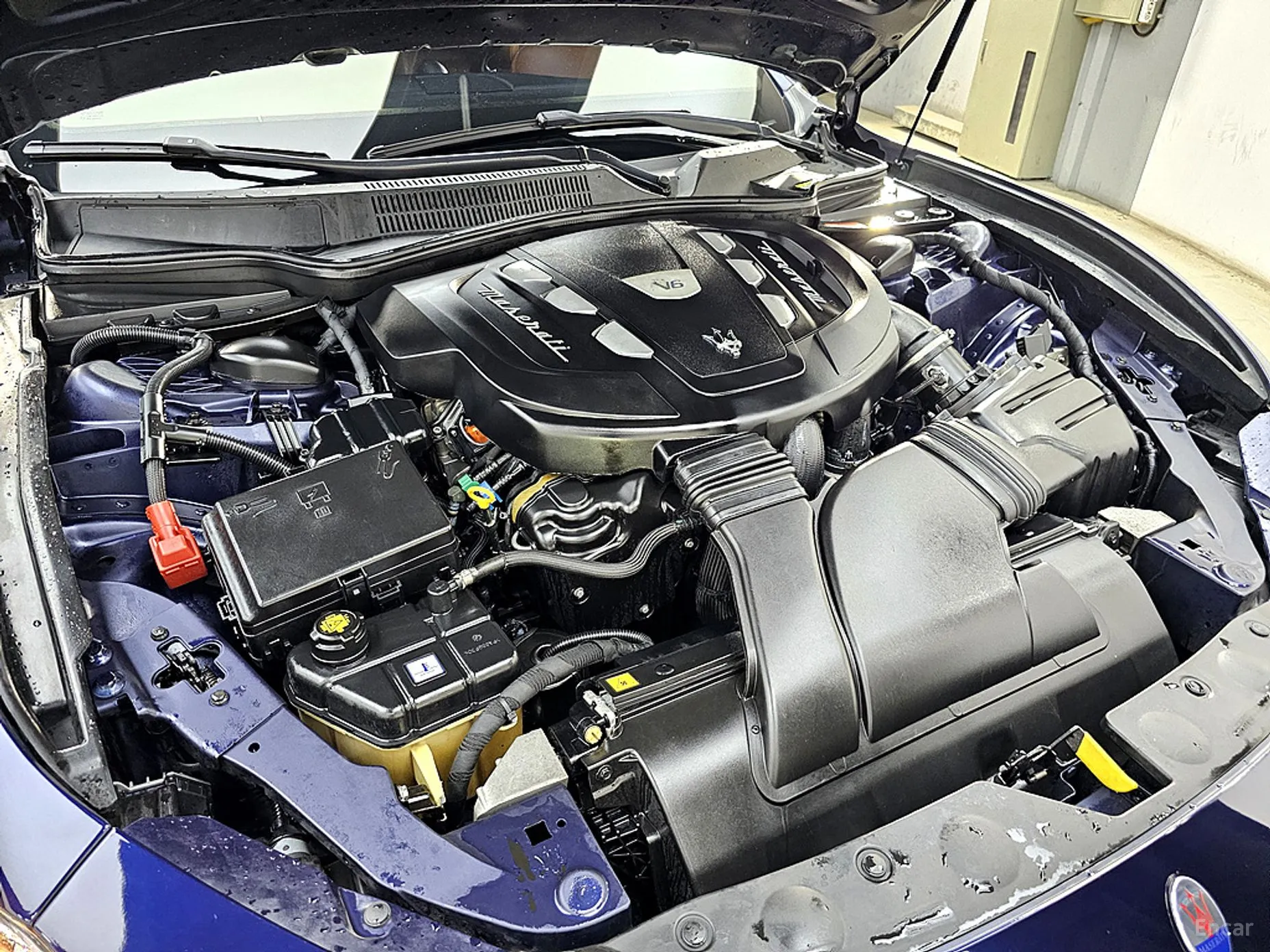 Maserati Ghibli превью 6
