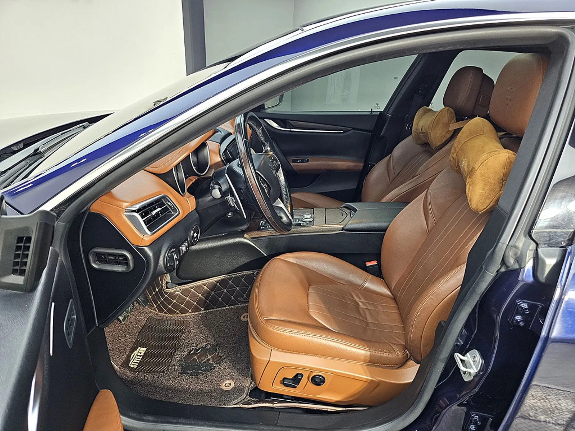 Maserati Ghibli превью 8