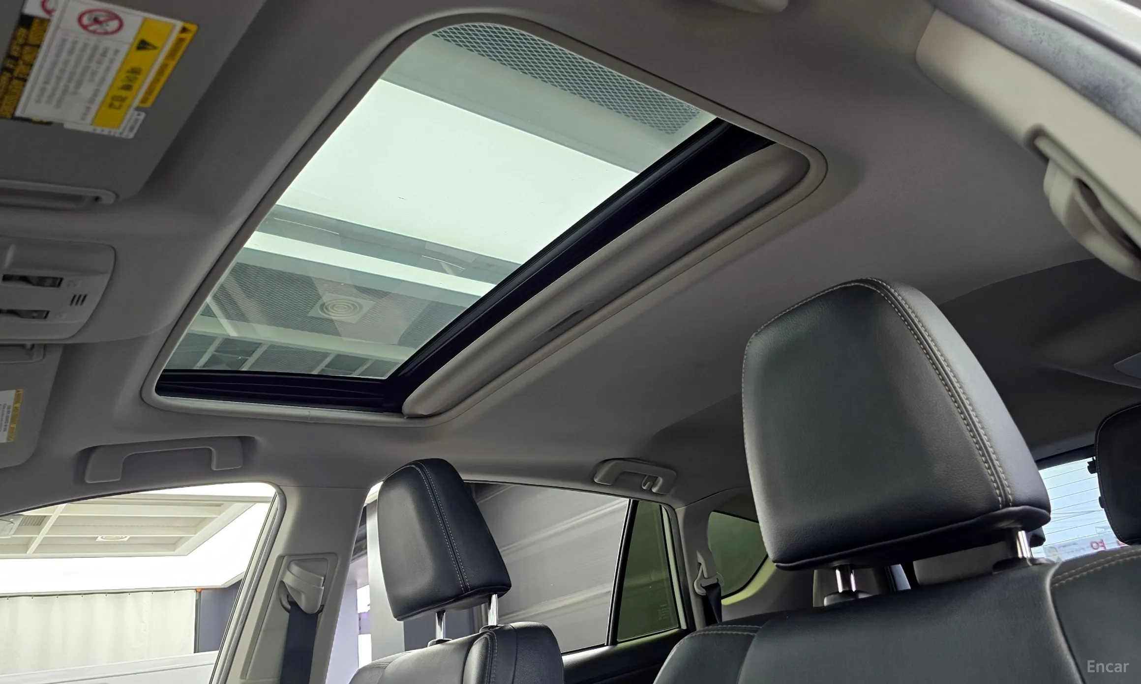 Toyota RAV4 превью 19