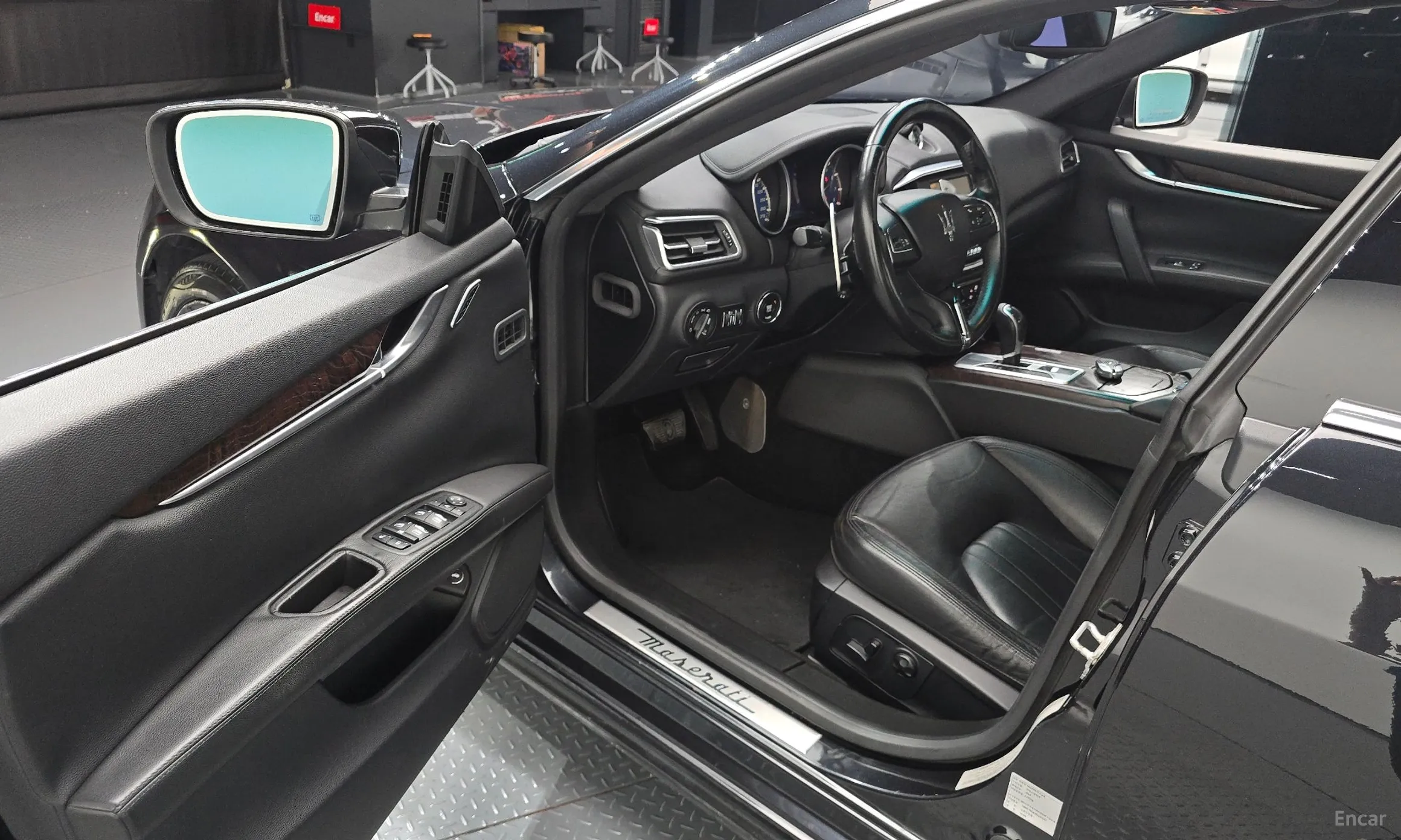 Maserati Ghibli превью 11