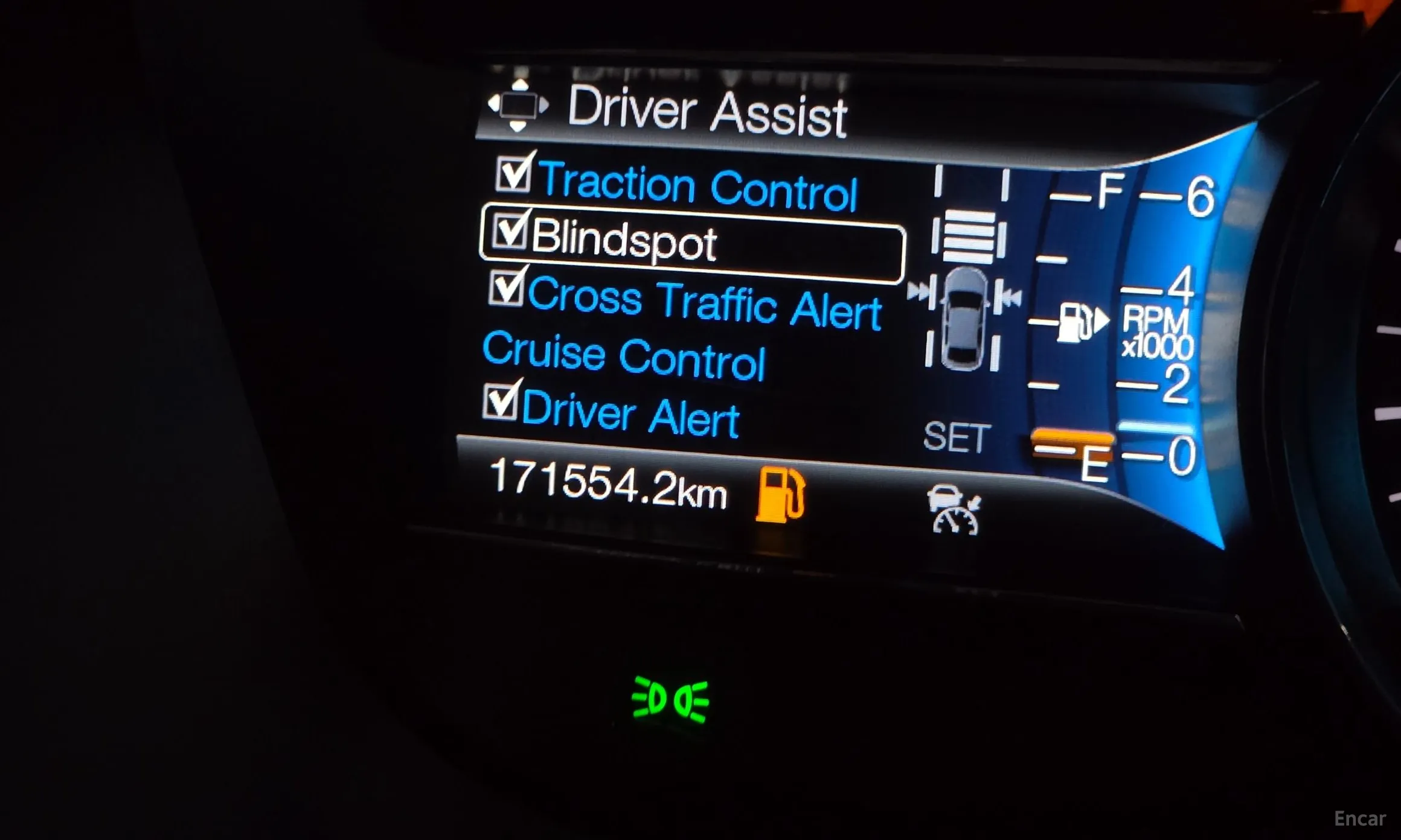 Ford Explorer превью 16