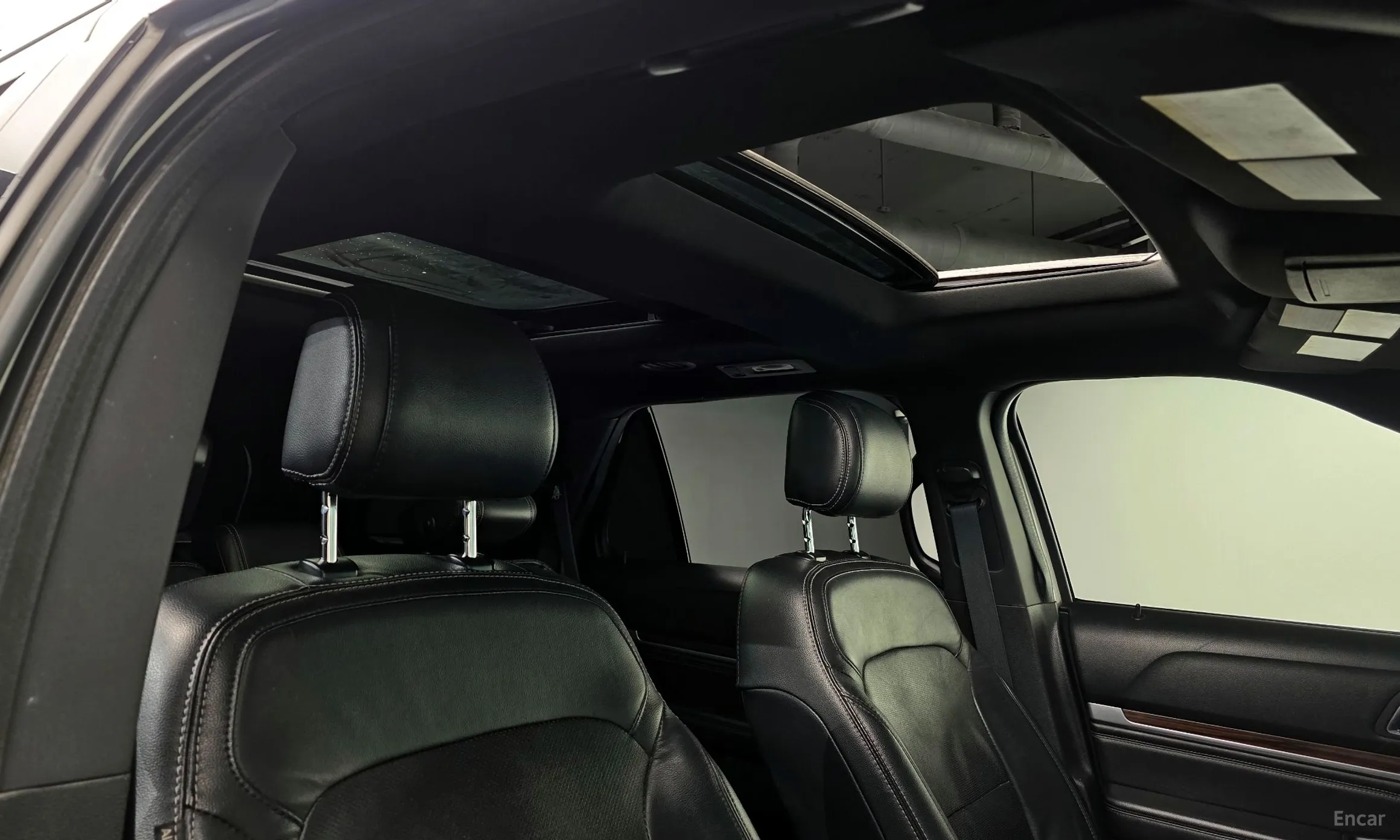 Ford Explorer превью 18