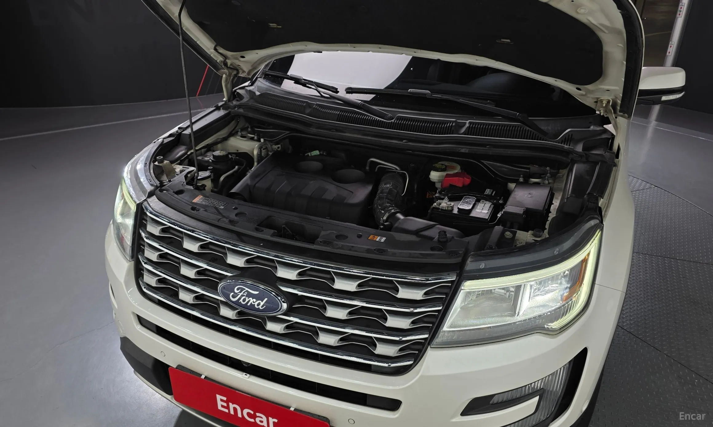 Ford Explorer превью 6