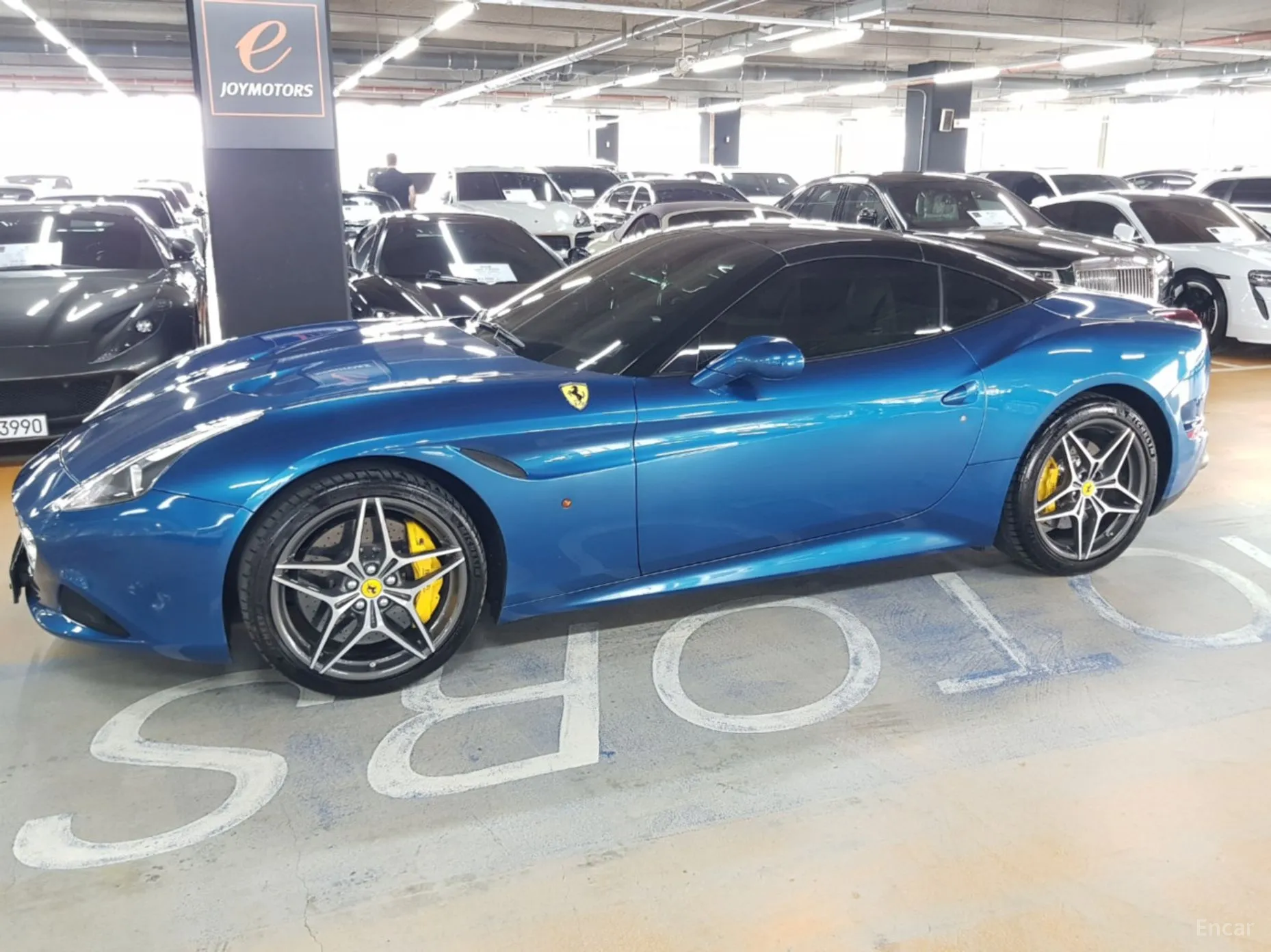 Ferrari California превью 19