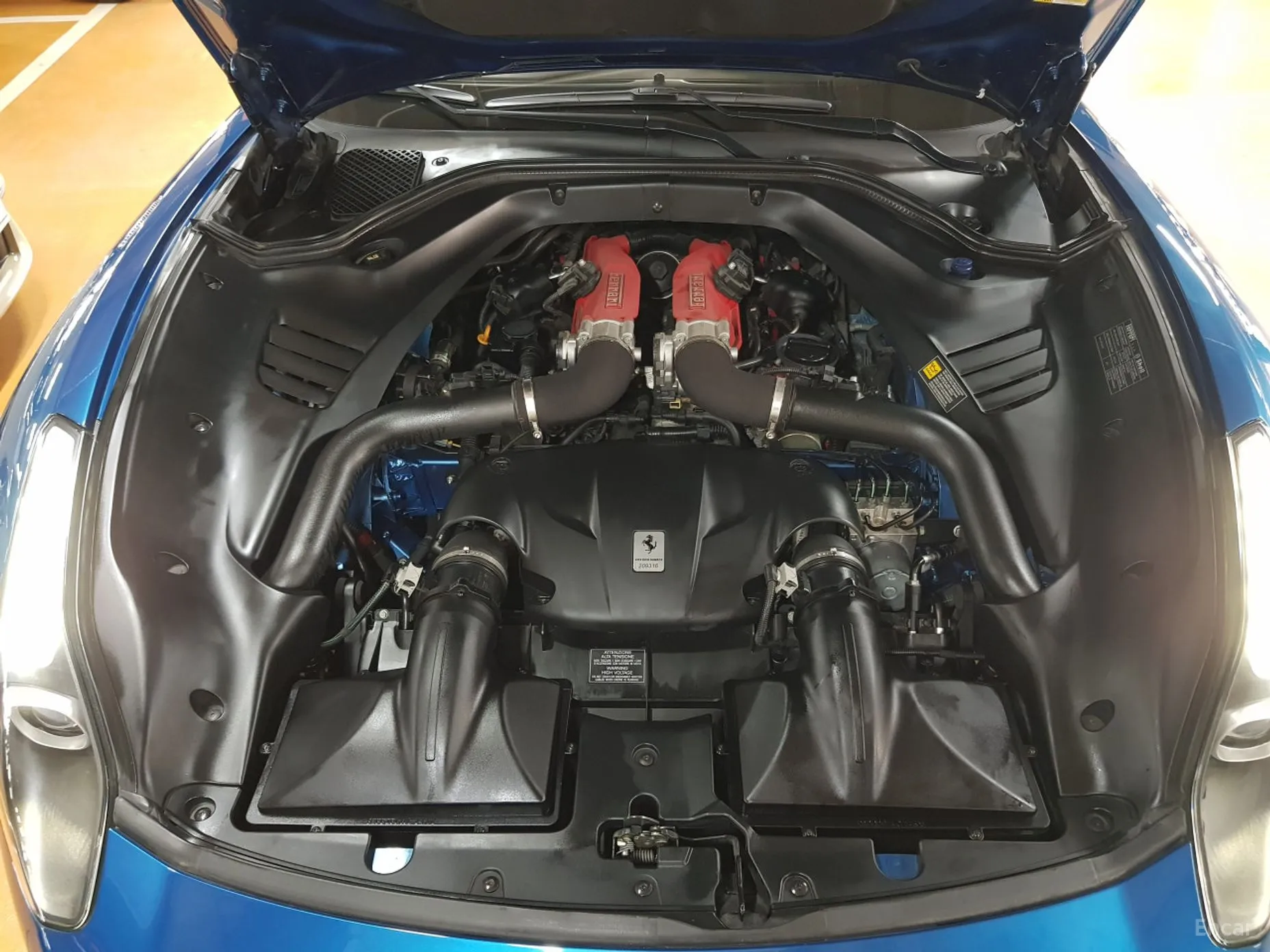 Ferrari California превью 6