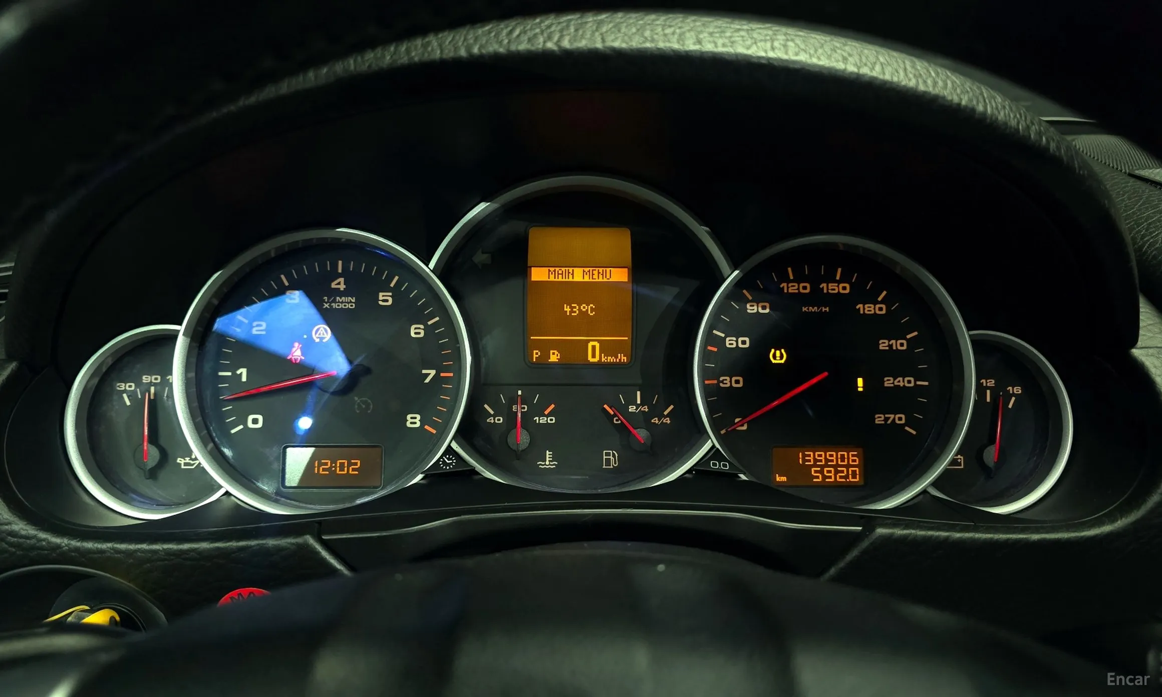Porsche Cayenne превью 8