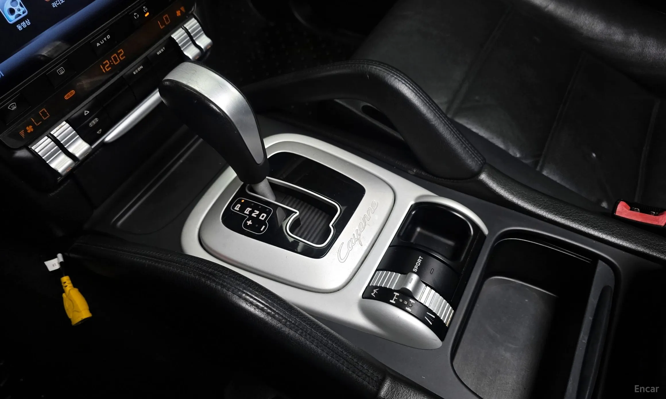 Porsche Cayenne превью 9