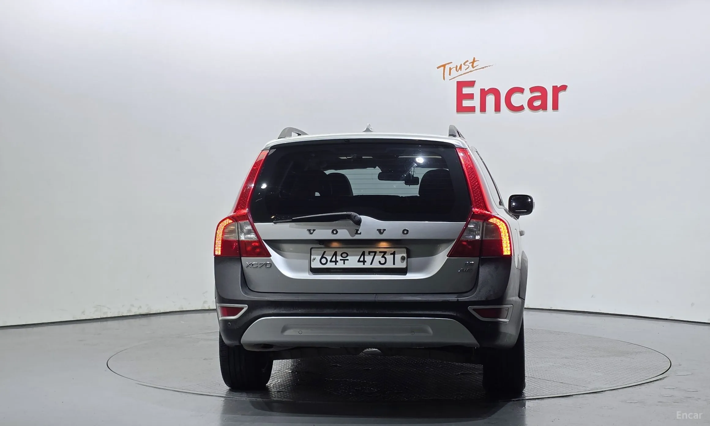Volvo XC70 превью 4