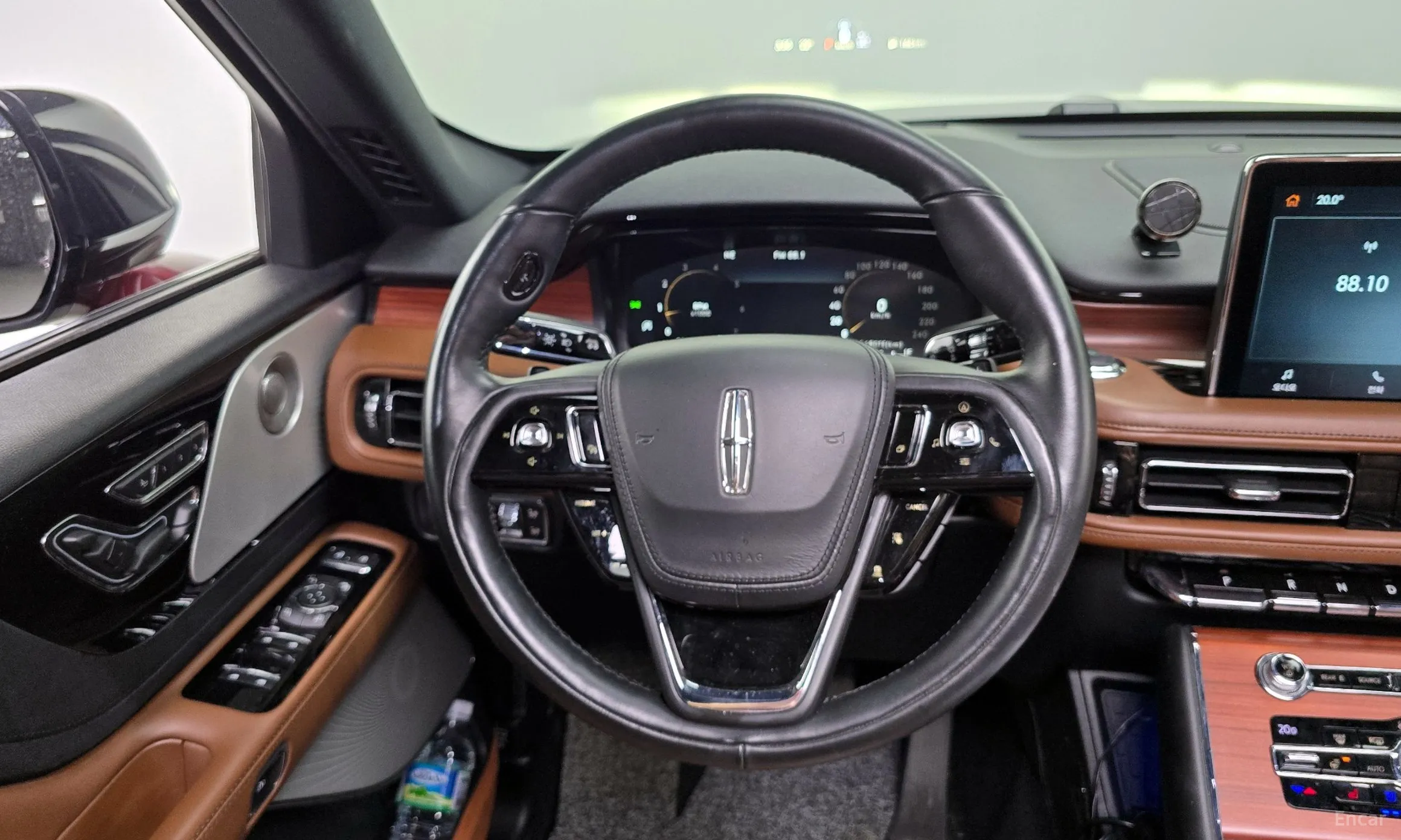 Lincoln Aviator 2nd Generation превью 14