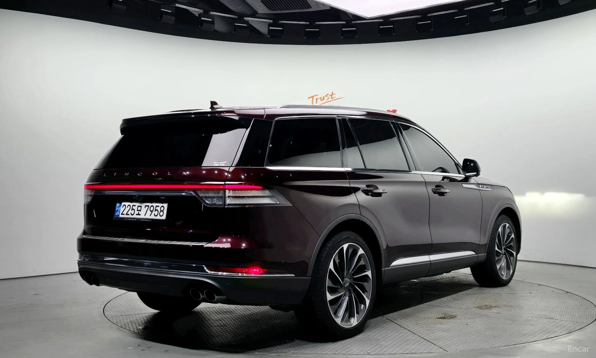 Lincoln Aviator 2nd Generation превью 2