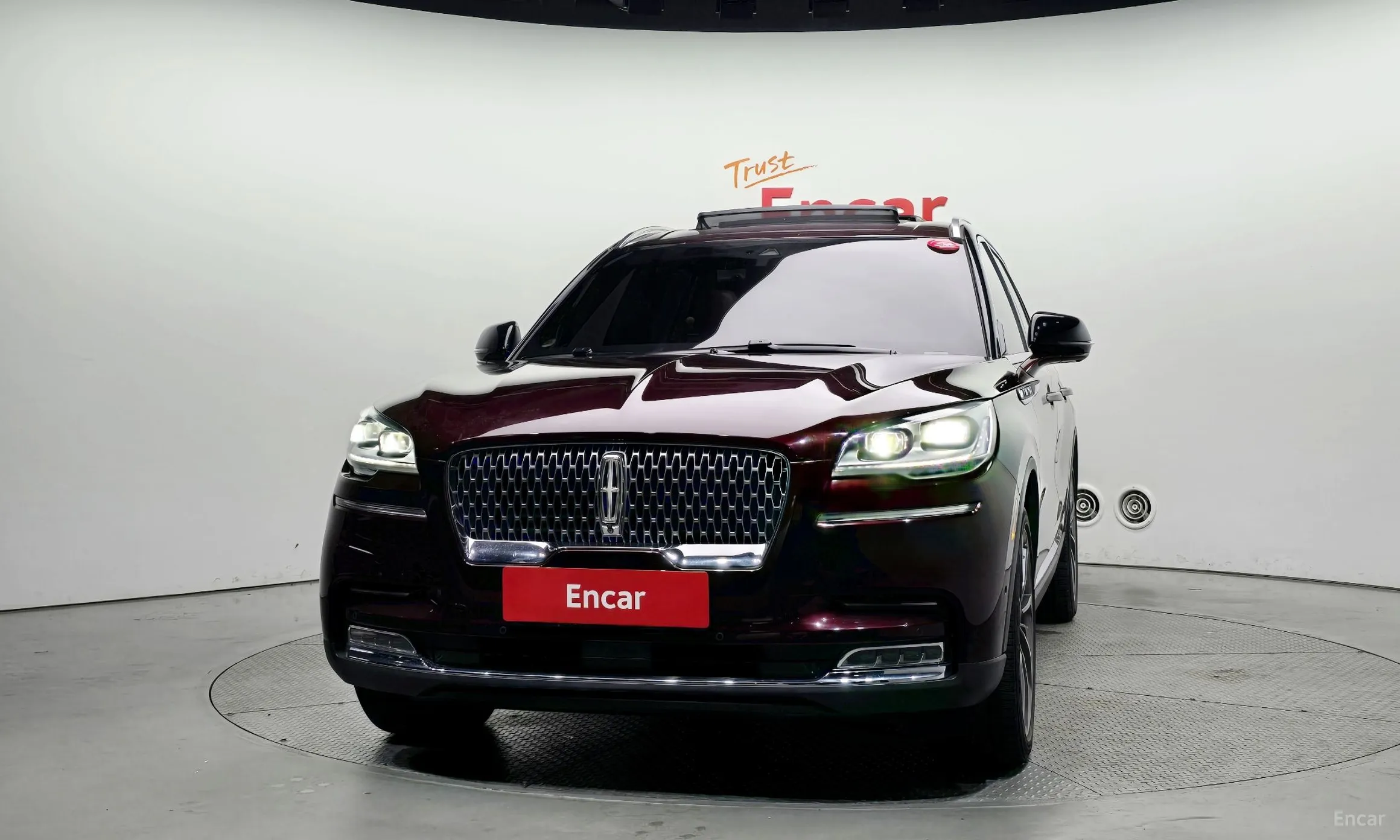Lincoln Aviator 2nd Generation превью 3