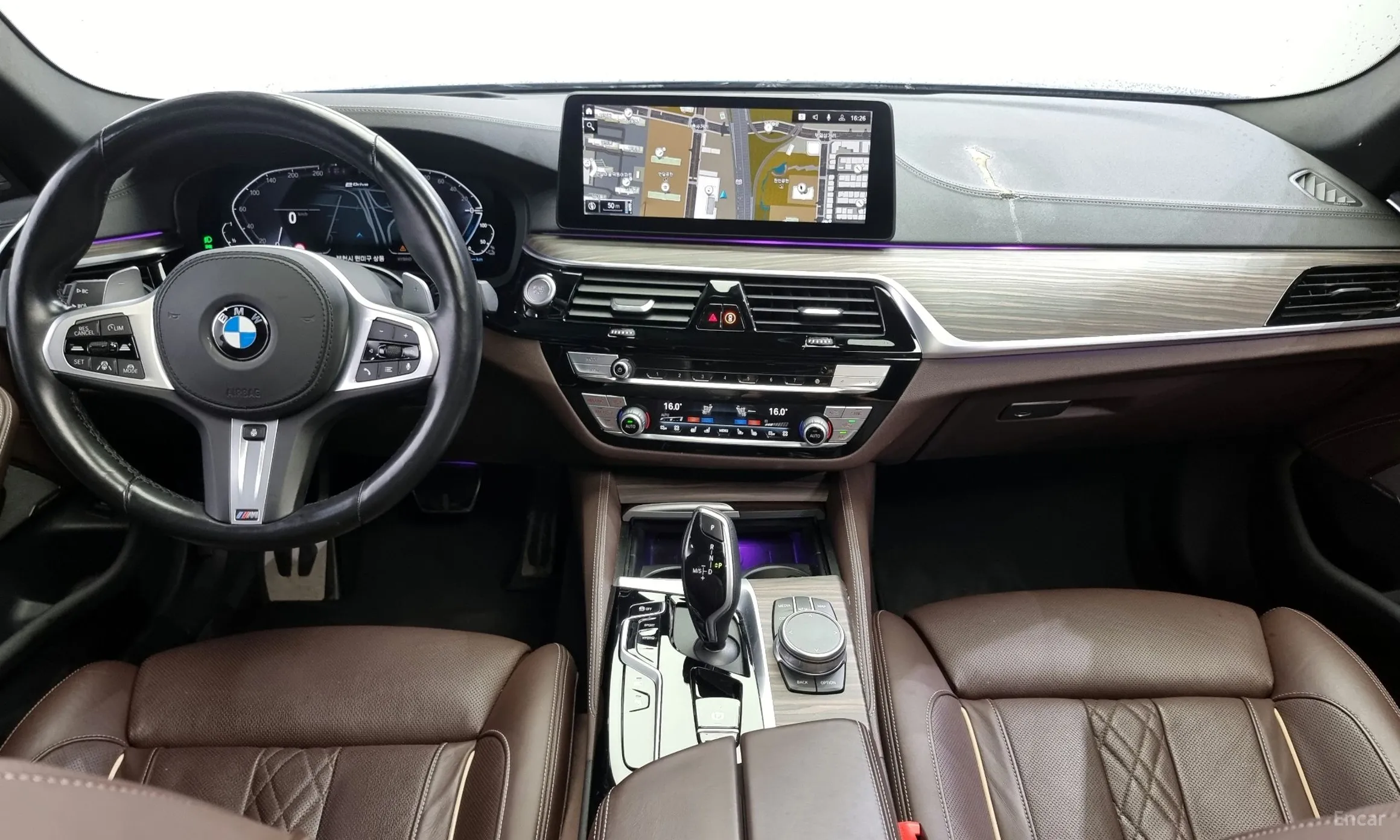 BMW 5 Series (G30) превью 7