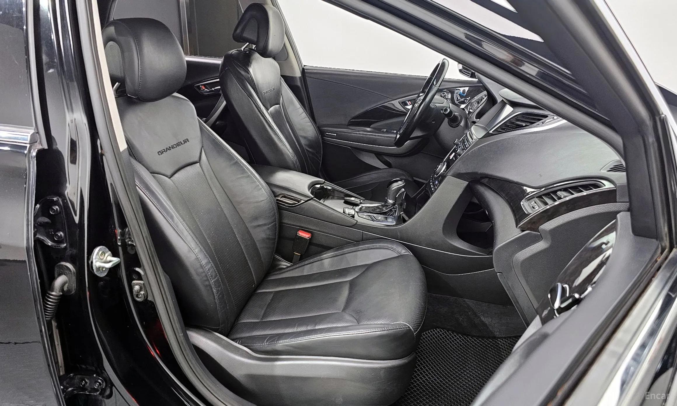 Hyundai Grandeur HG превью 10