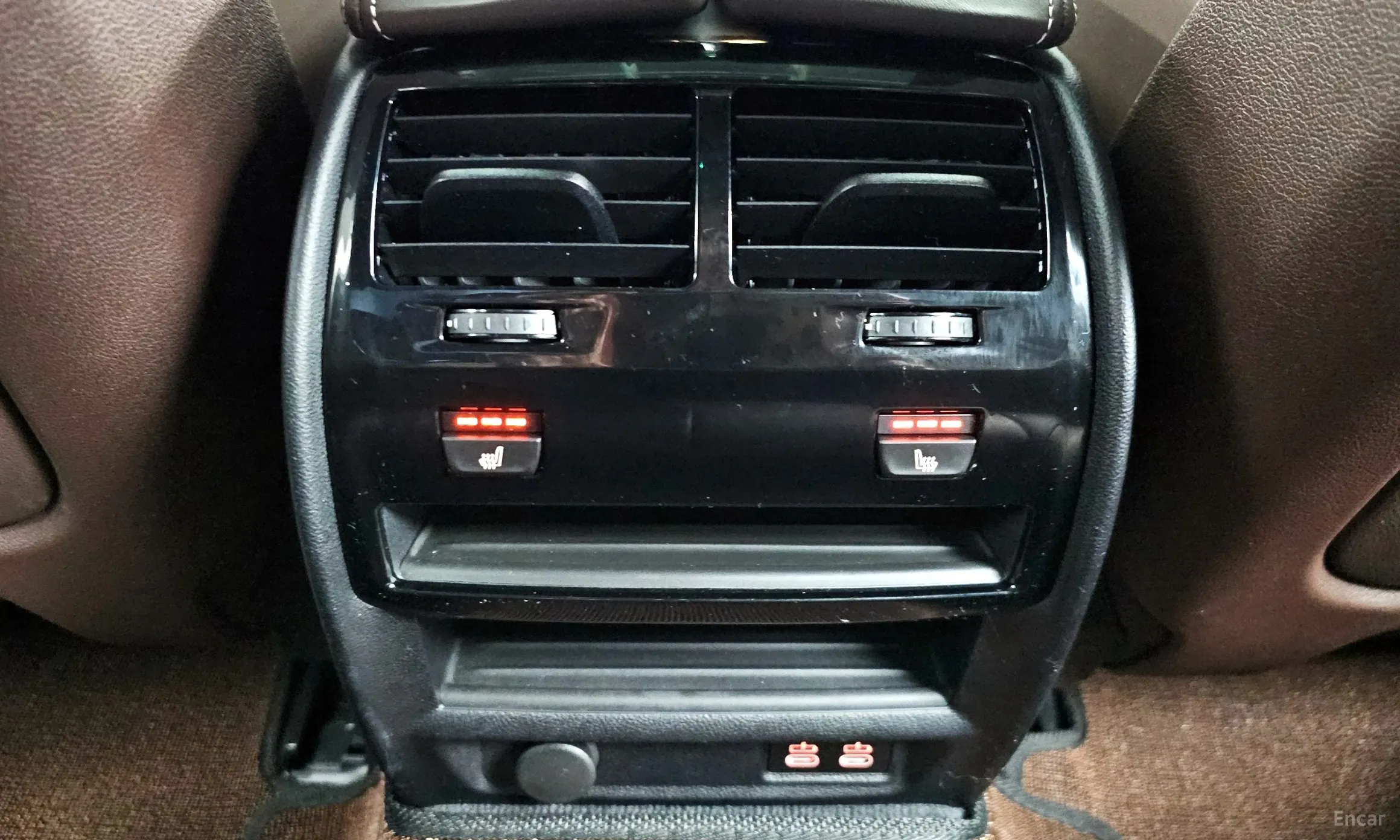 BMW 5 Series (G30) превью 18
