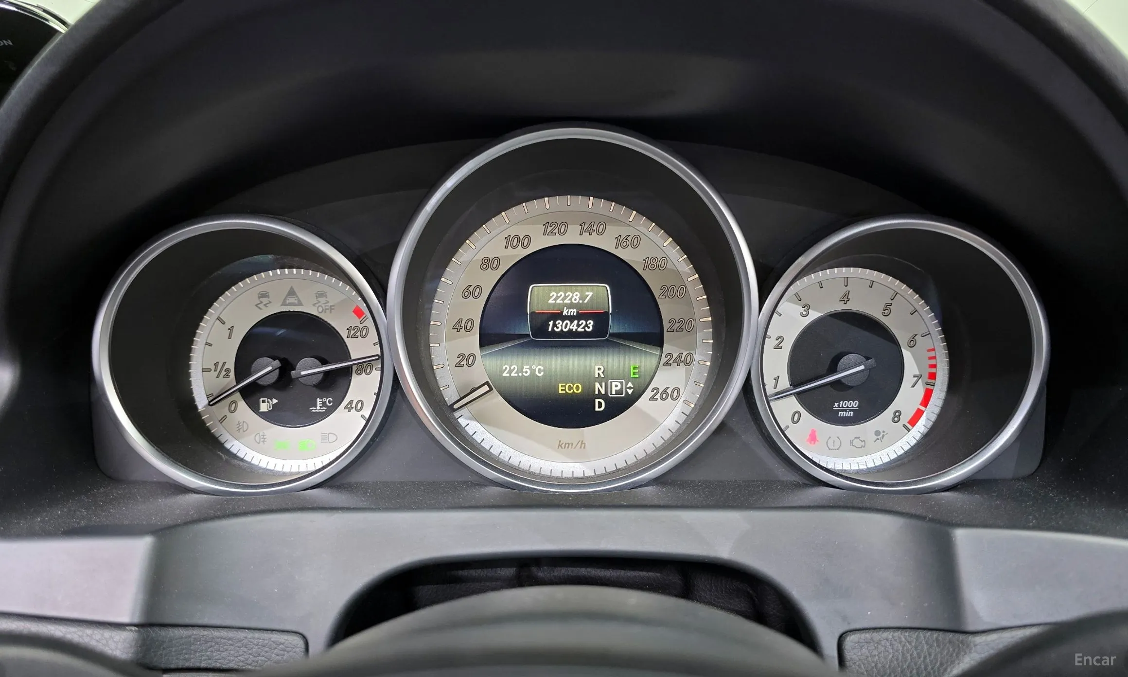 Mercedes Benz E-Class W212 превью 8