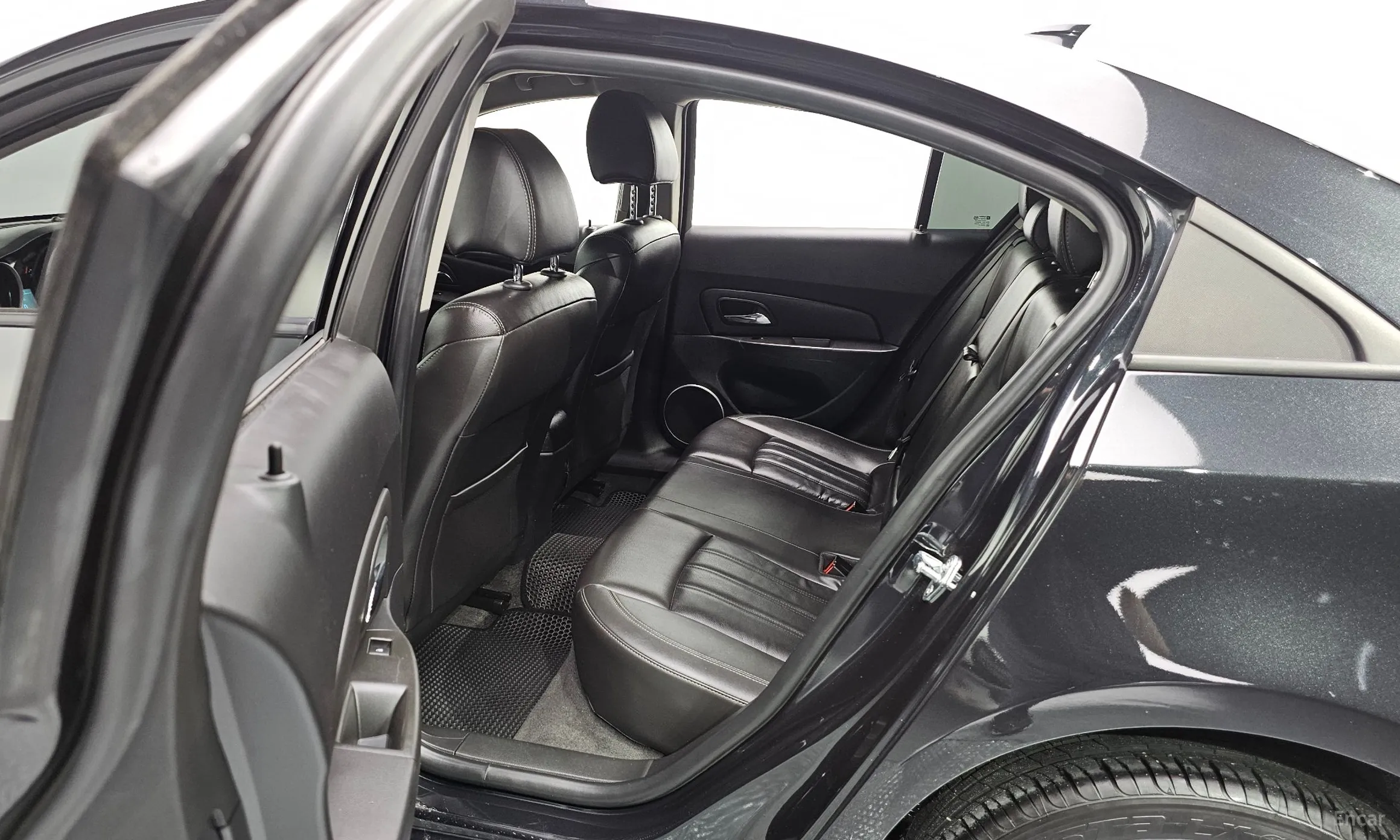 Chevrolet (GM Daewoo) Cruze превью 11