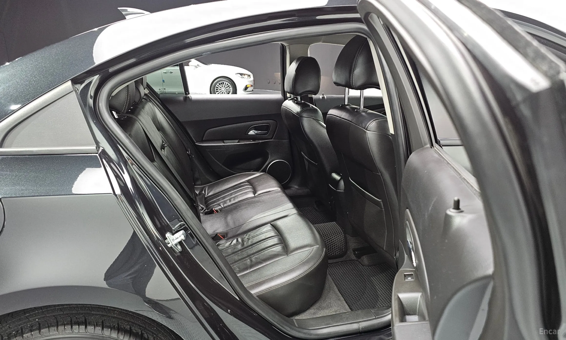 Chevrolet (GM Daewoo) Cruze превью 13