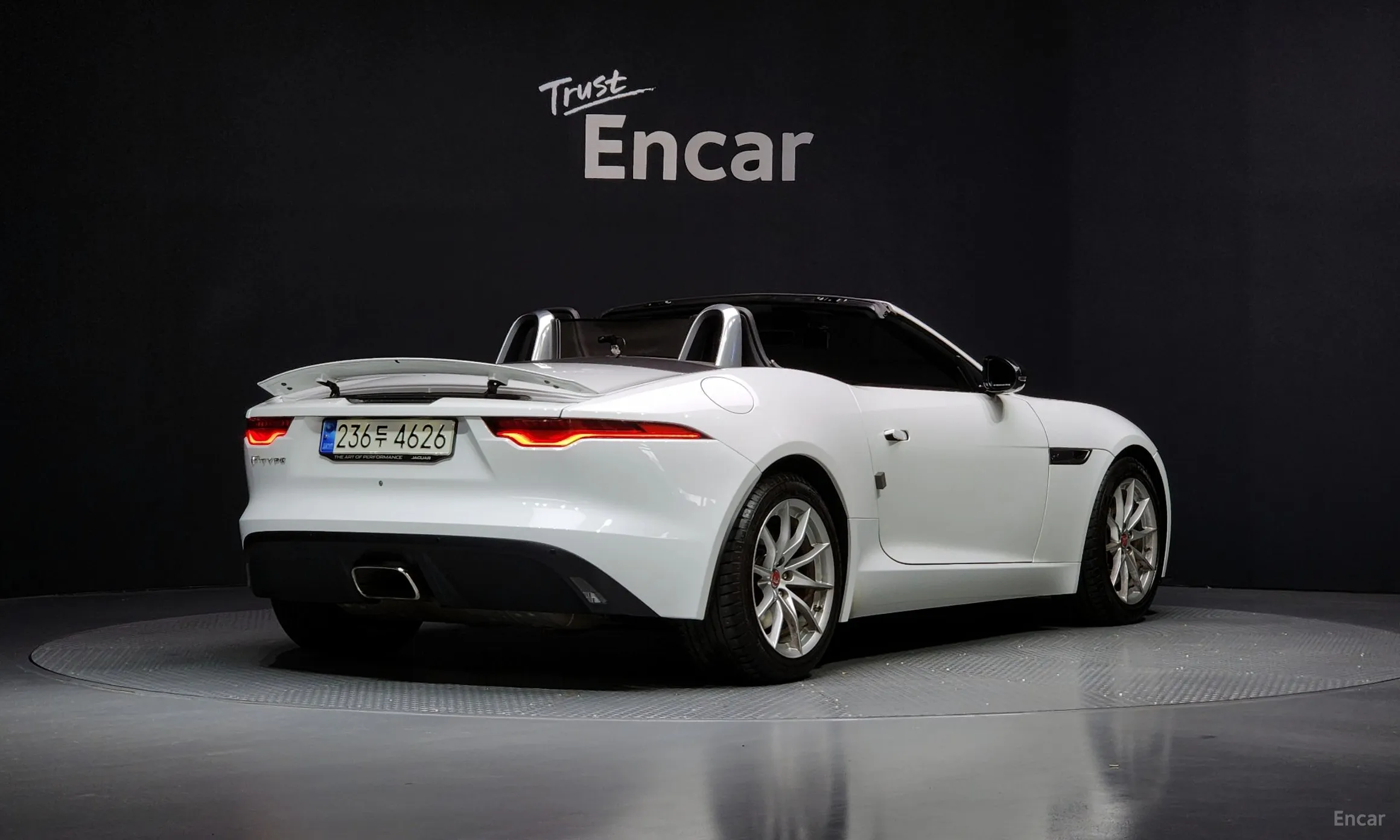 Jaguar F-TYPE