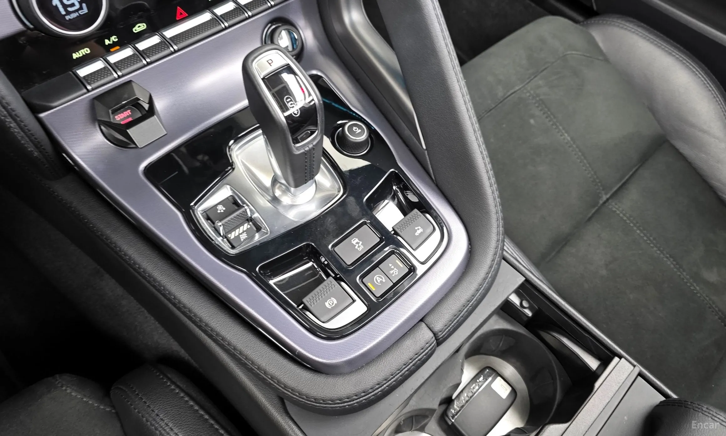 Jaguar F-TYPE превью 9
