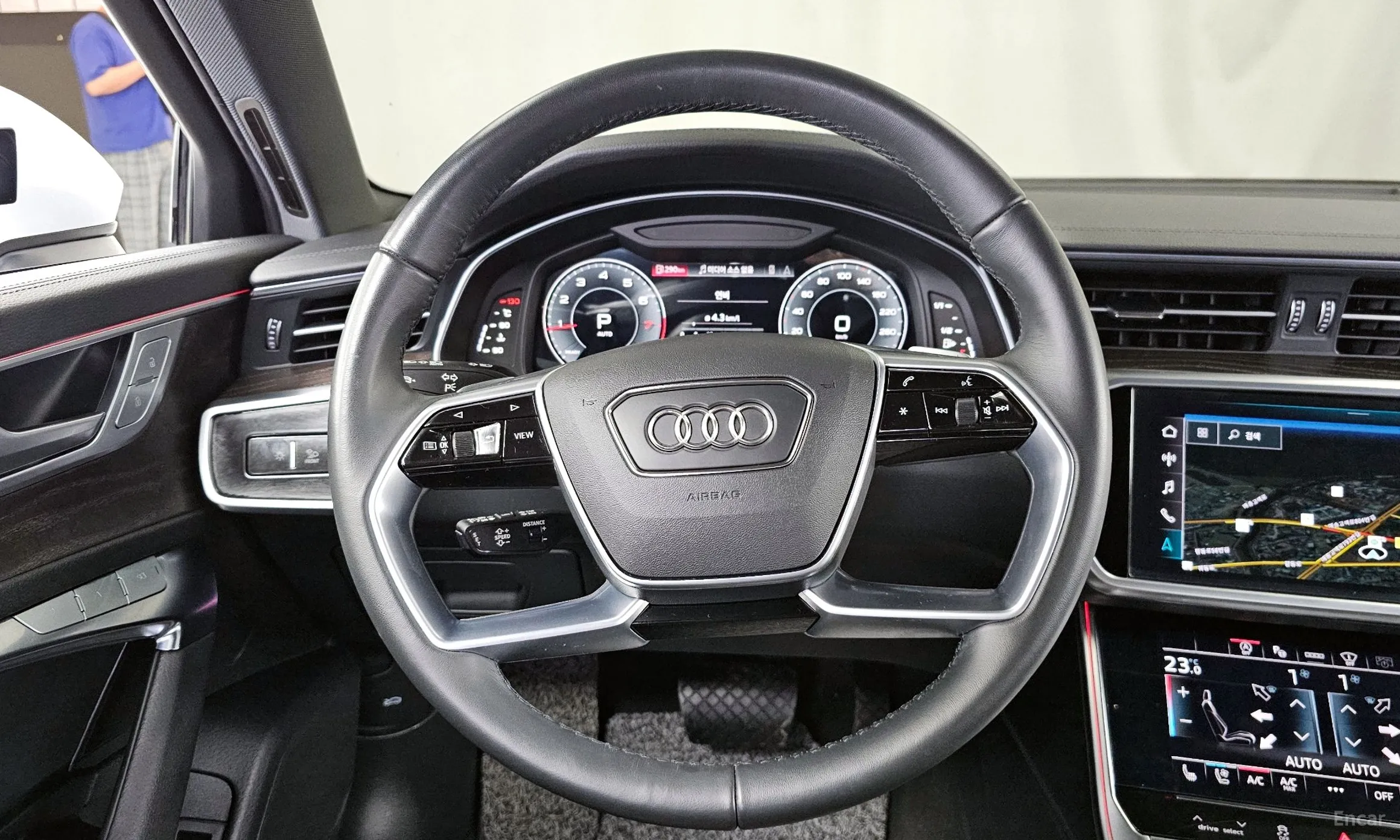 Audi A6 (C8) превью 13
