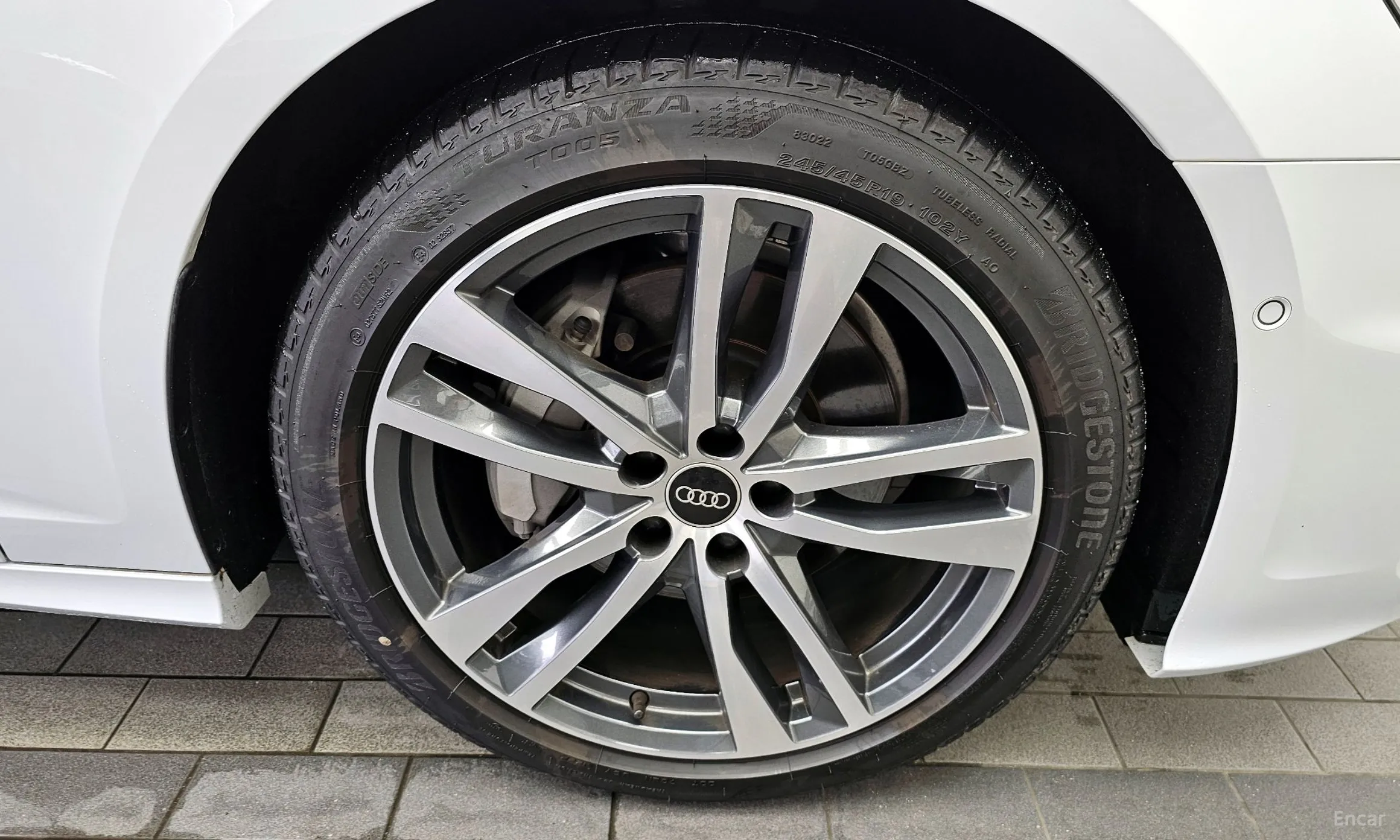 Audi A6 (C8) превью 5