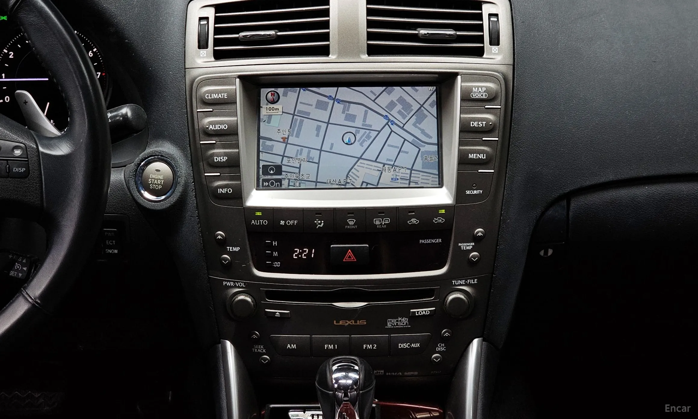 Lexus IS250 превью 14