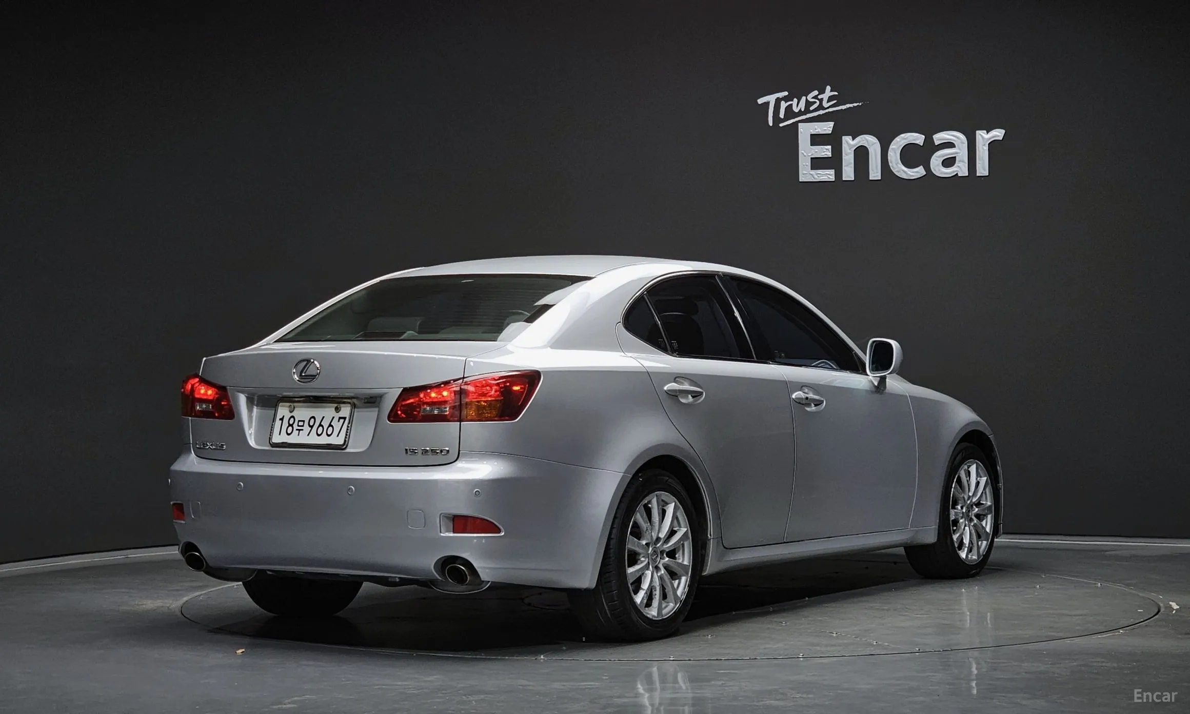 Lexus IS250 превью 2
