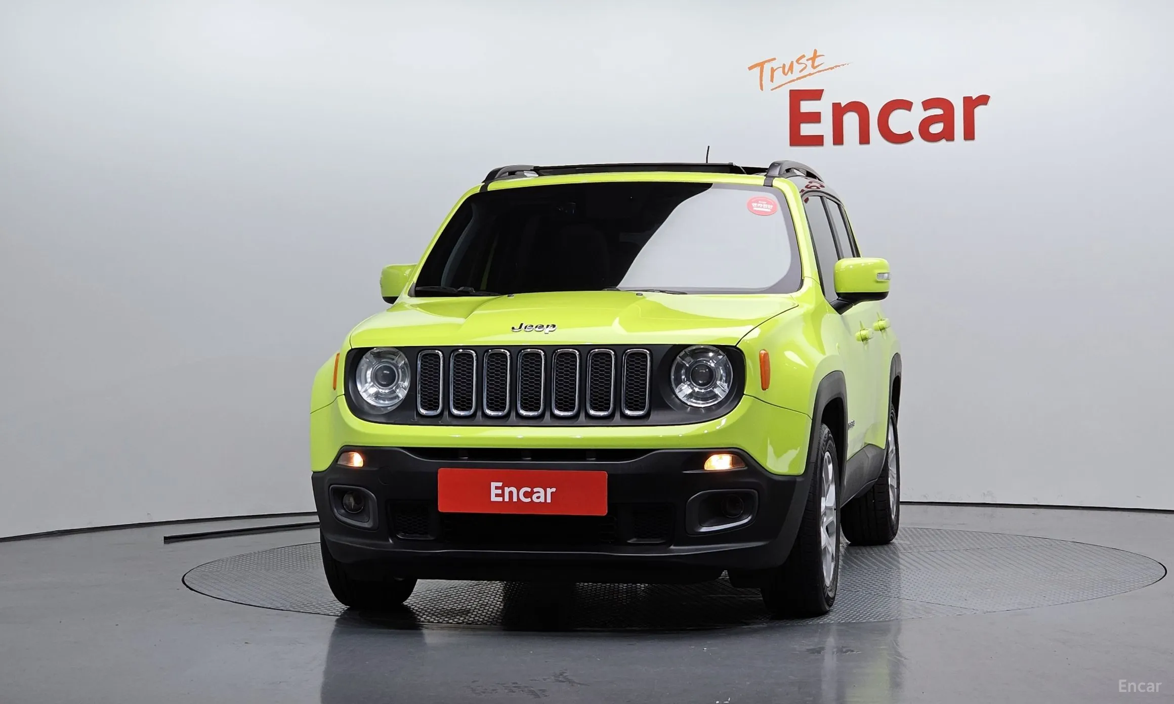 Jeep Renegade превью 3
