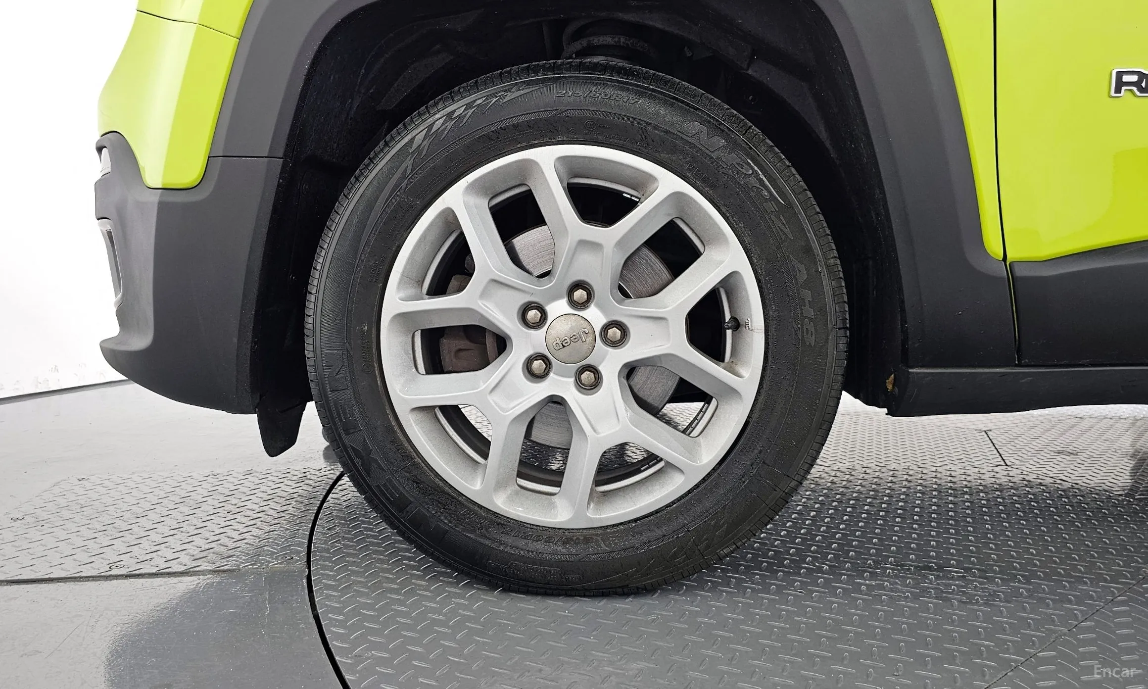 Jeep Renegade превью 5