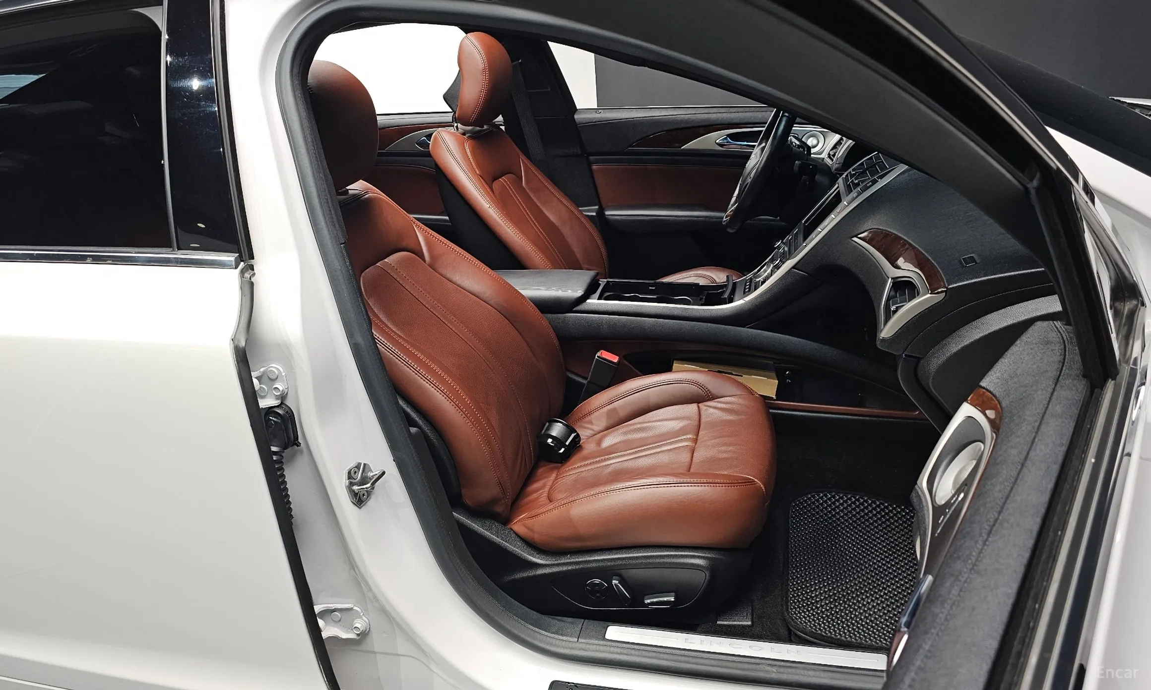 Lincoln New MKZ превью 10