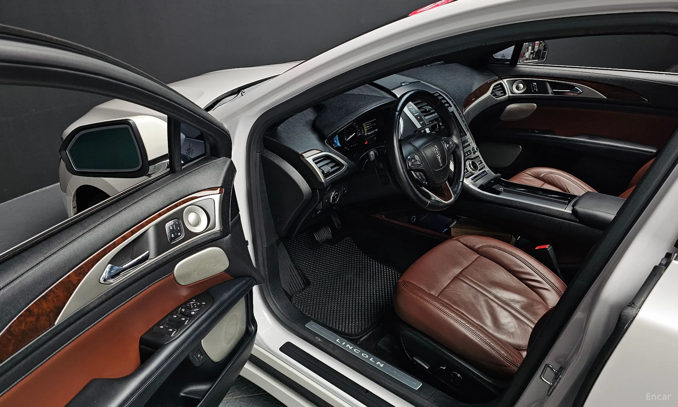 Lincoln New MKZ превью 11