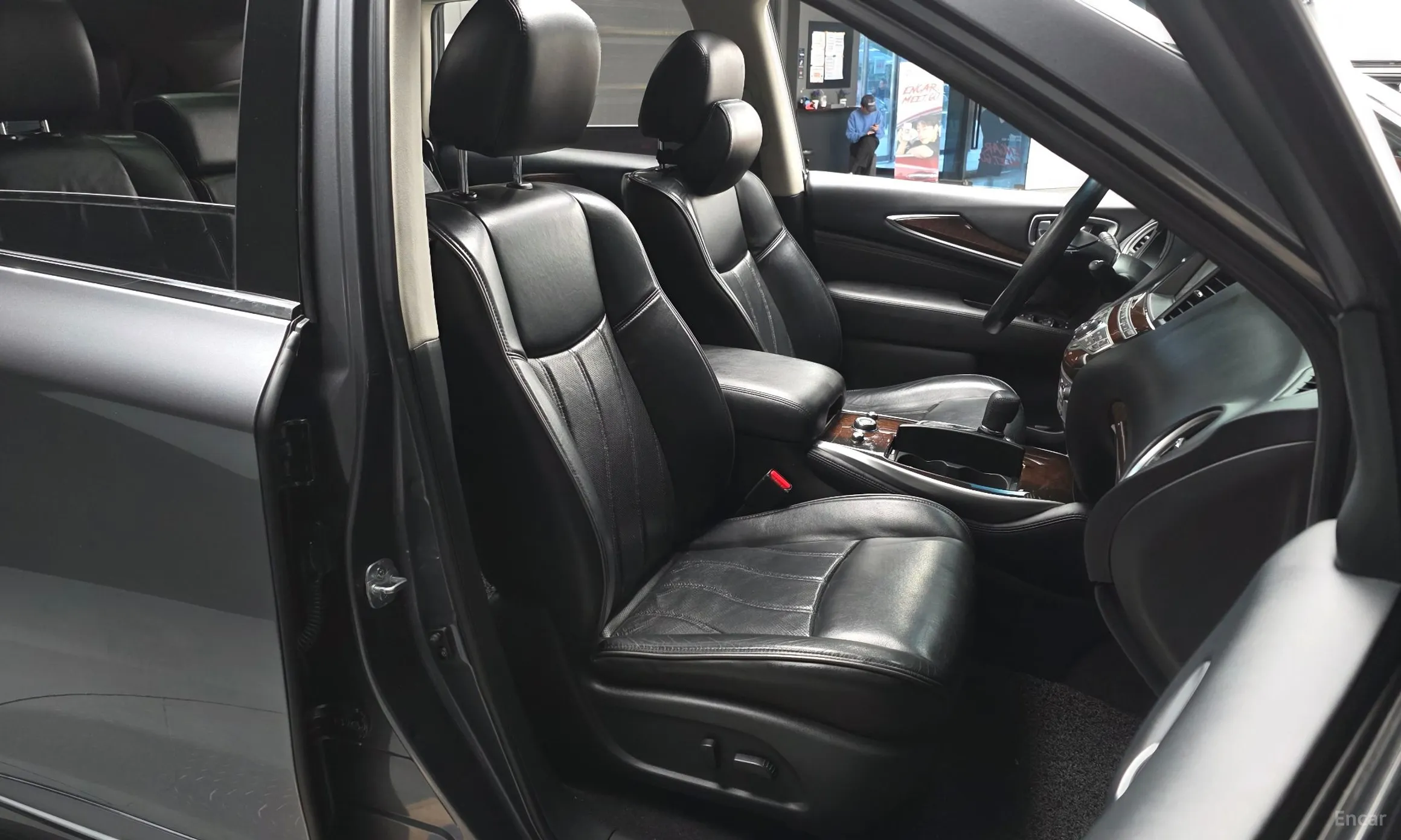Infiniti QX60 превью 10