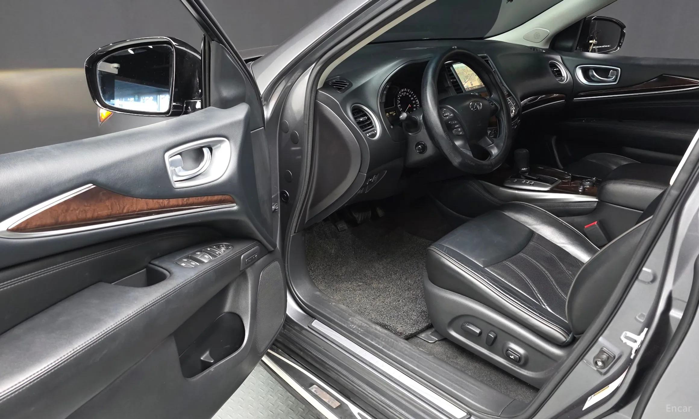Infiniti QX60 превью 12