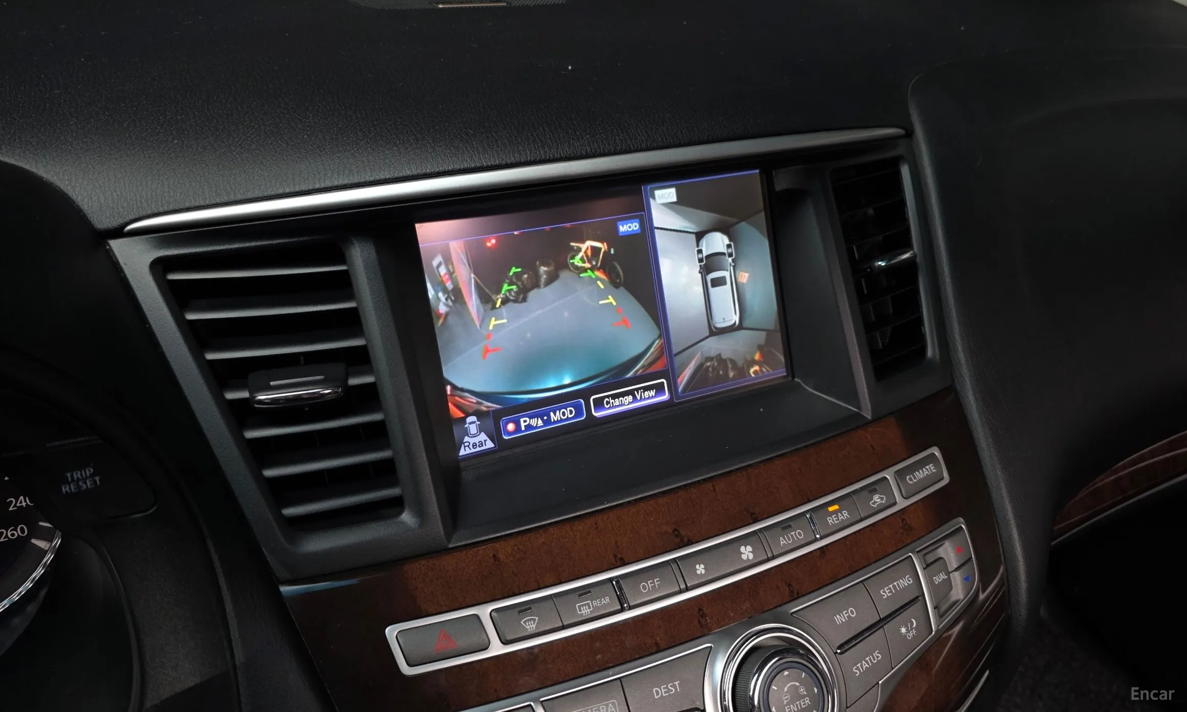 Infiniti QX60 превью 16