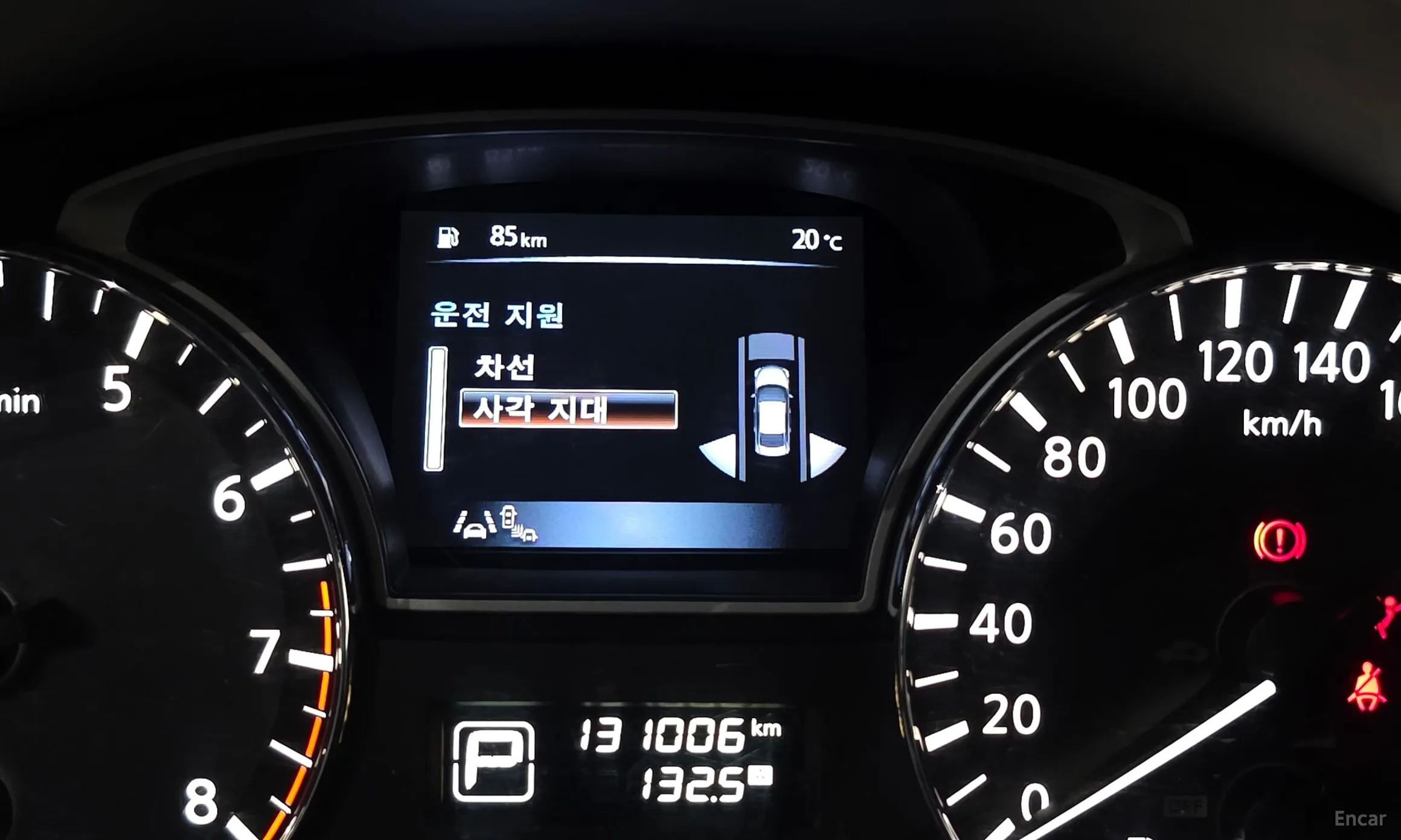 Nissan Altima превью 15