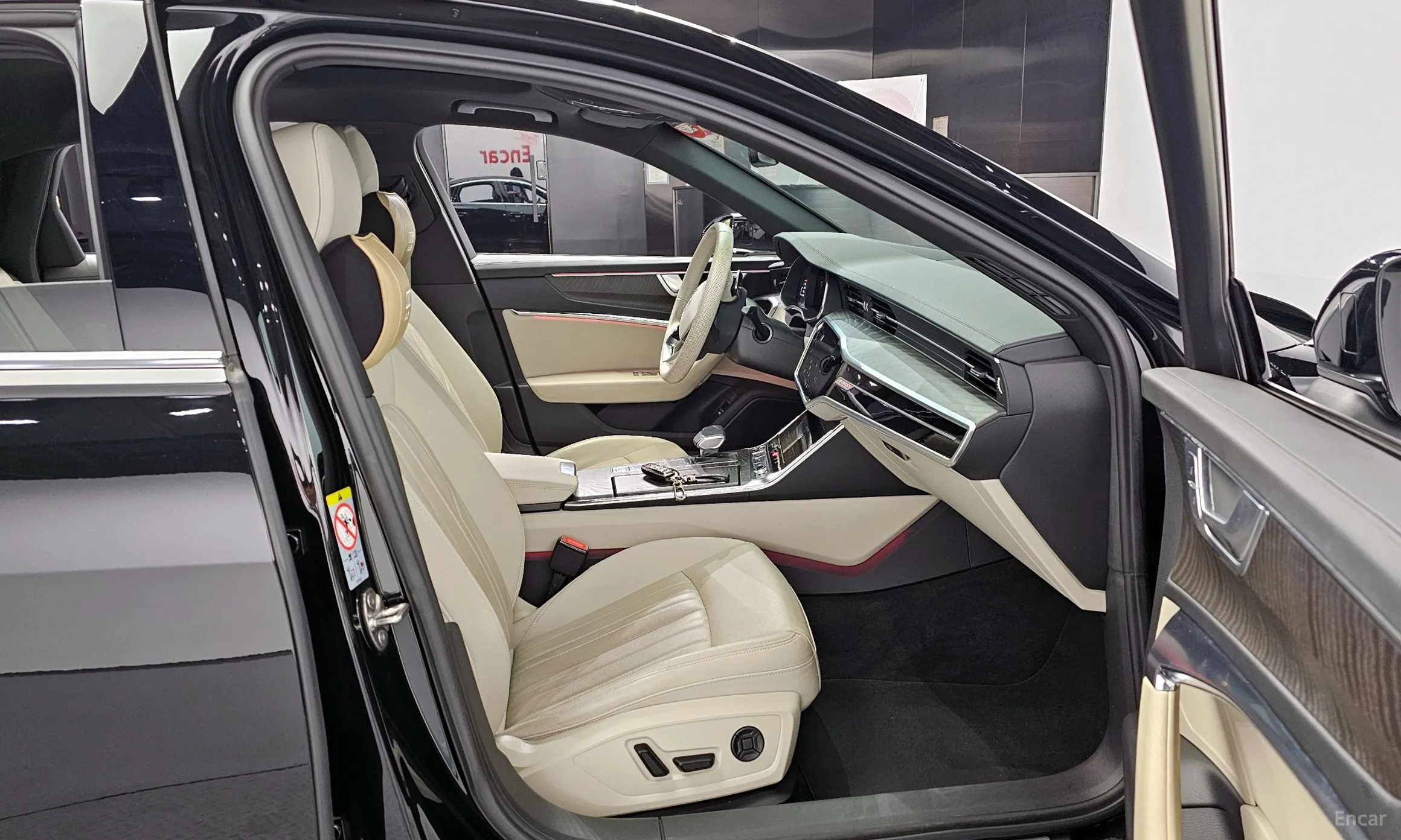 Audi A6 (C8) превью 10