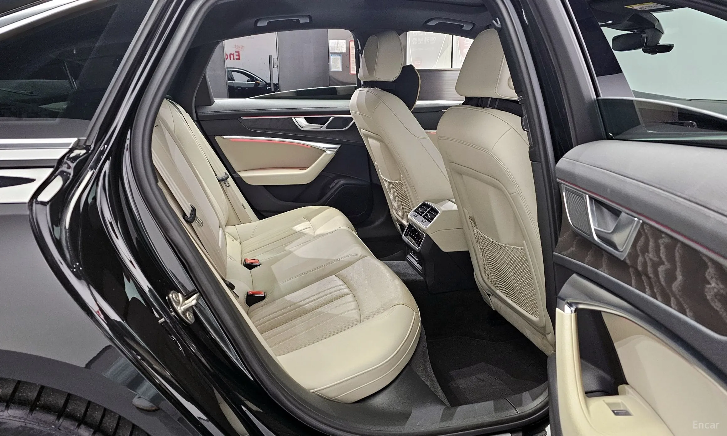 Audi A6 (C8) превью 12