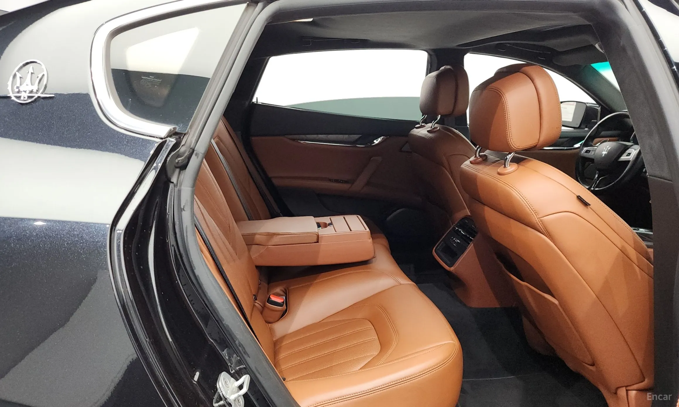 Maserati Quattroporte превью 12