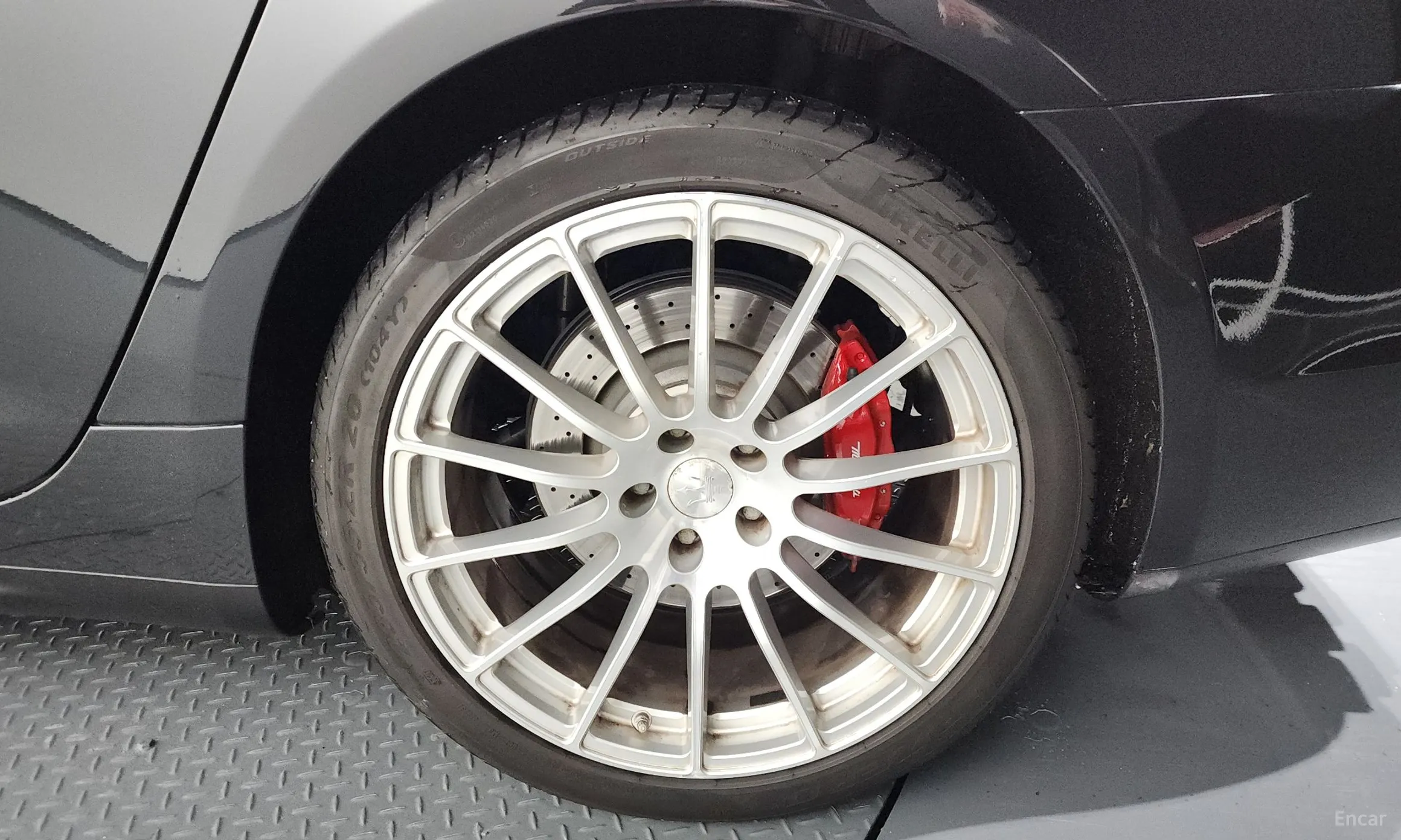 Maserati Quattroporte превью 5