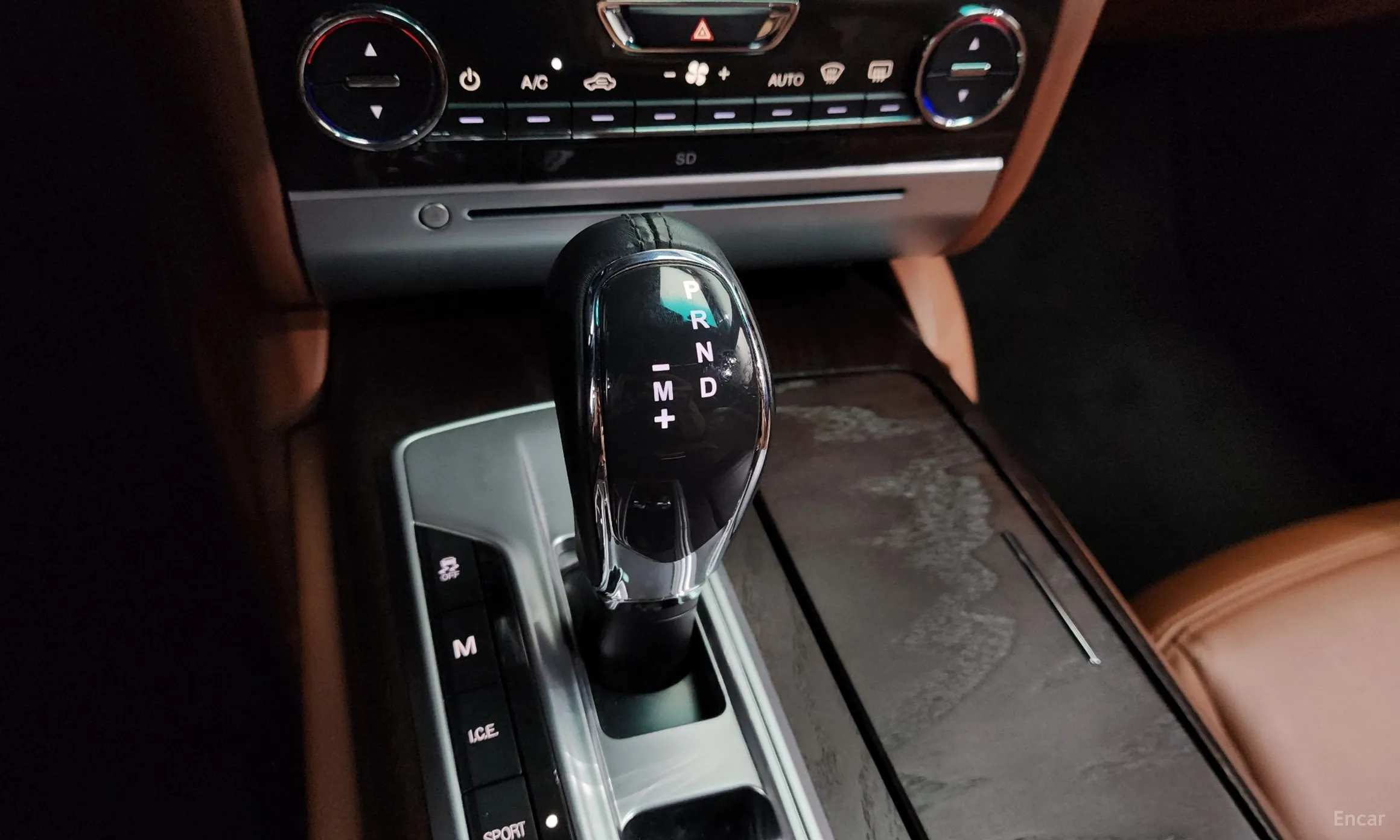 Maserati Quattroporte превью 9