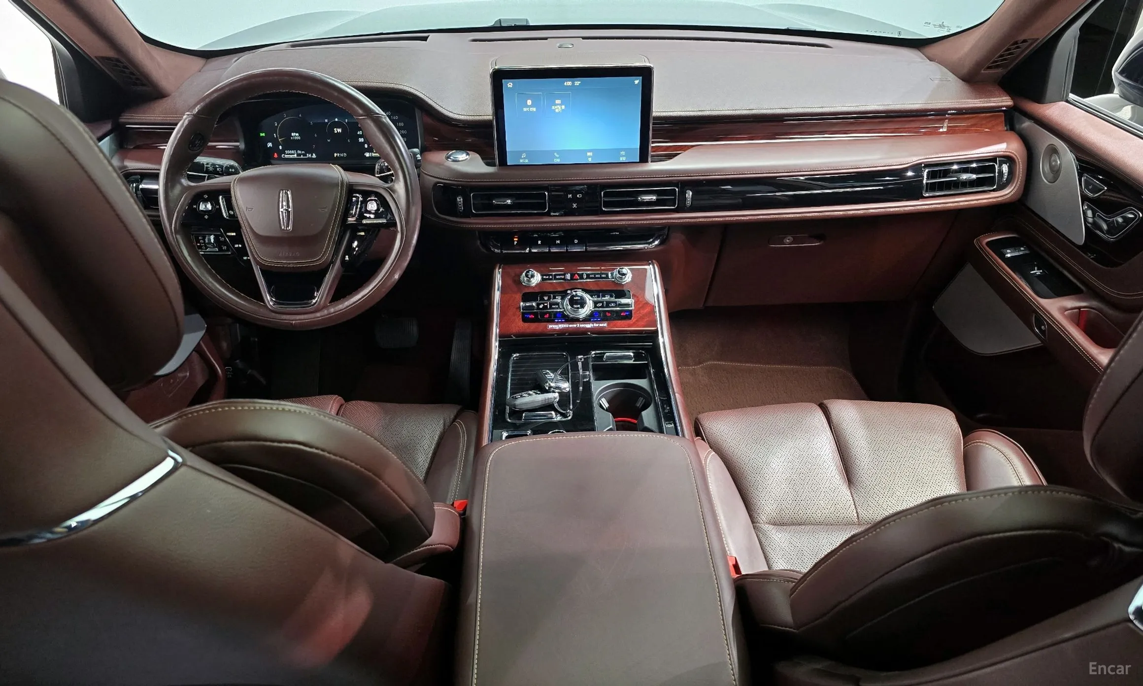 Lincoln Aviator 2nd Generation превью 7