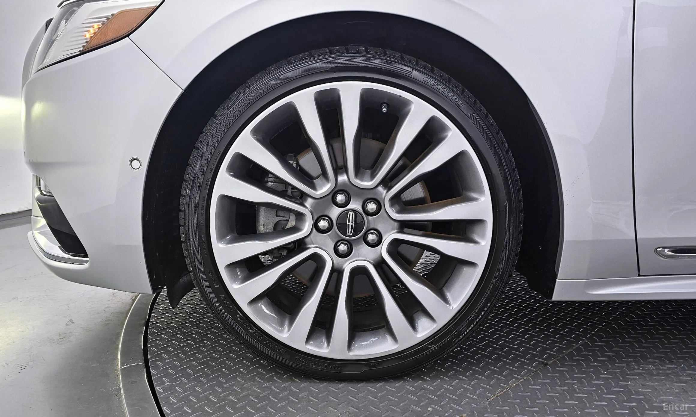 Lincoln Continental Gen 10 превью 5