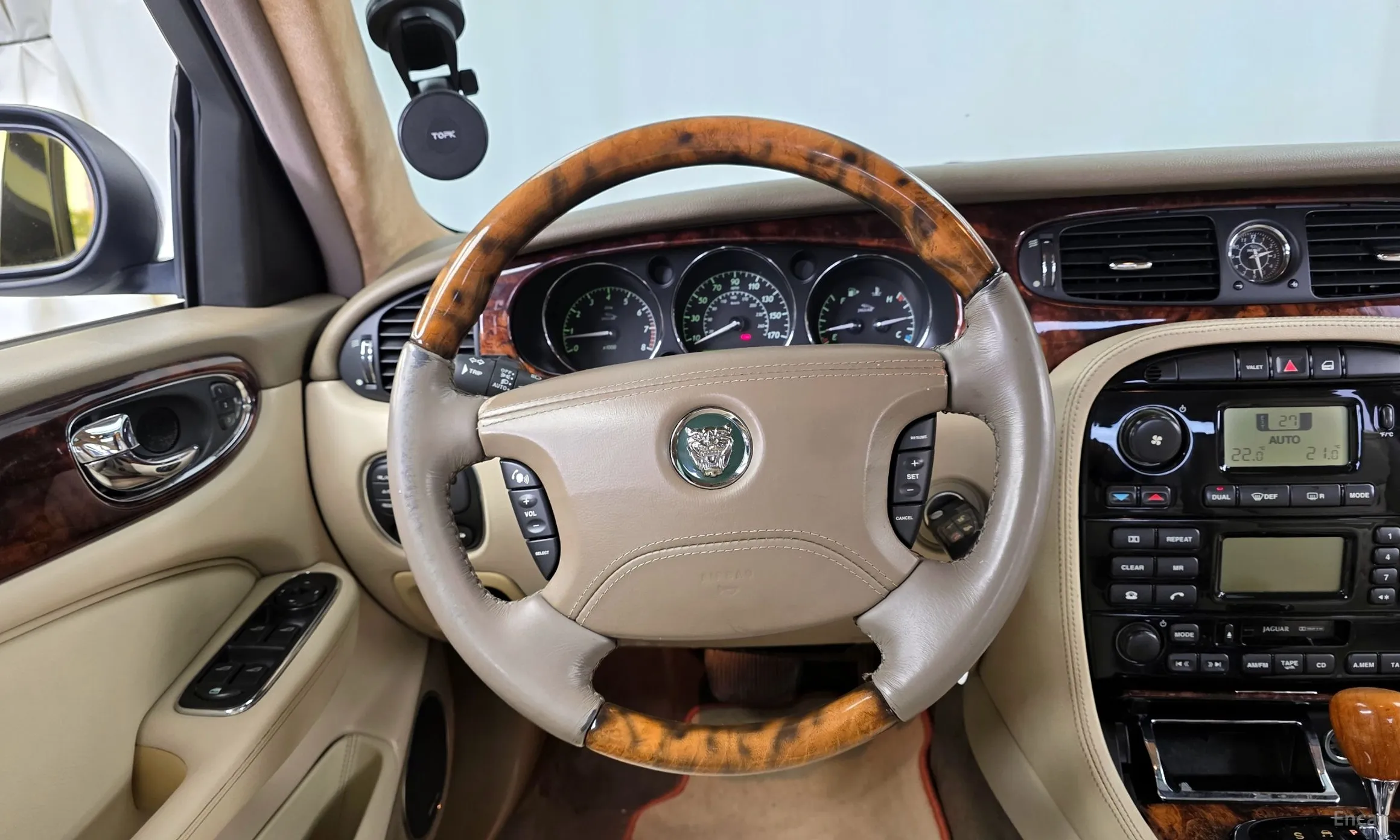 Jaguar XJ-8 превью 13