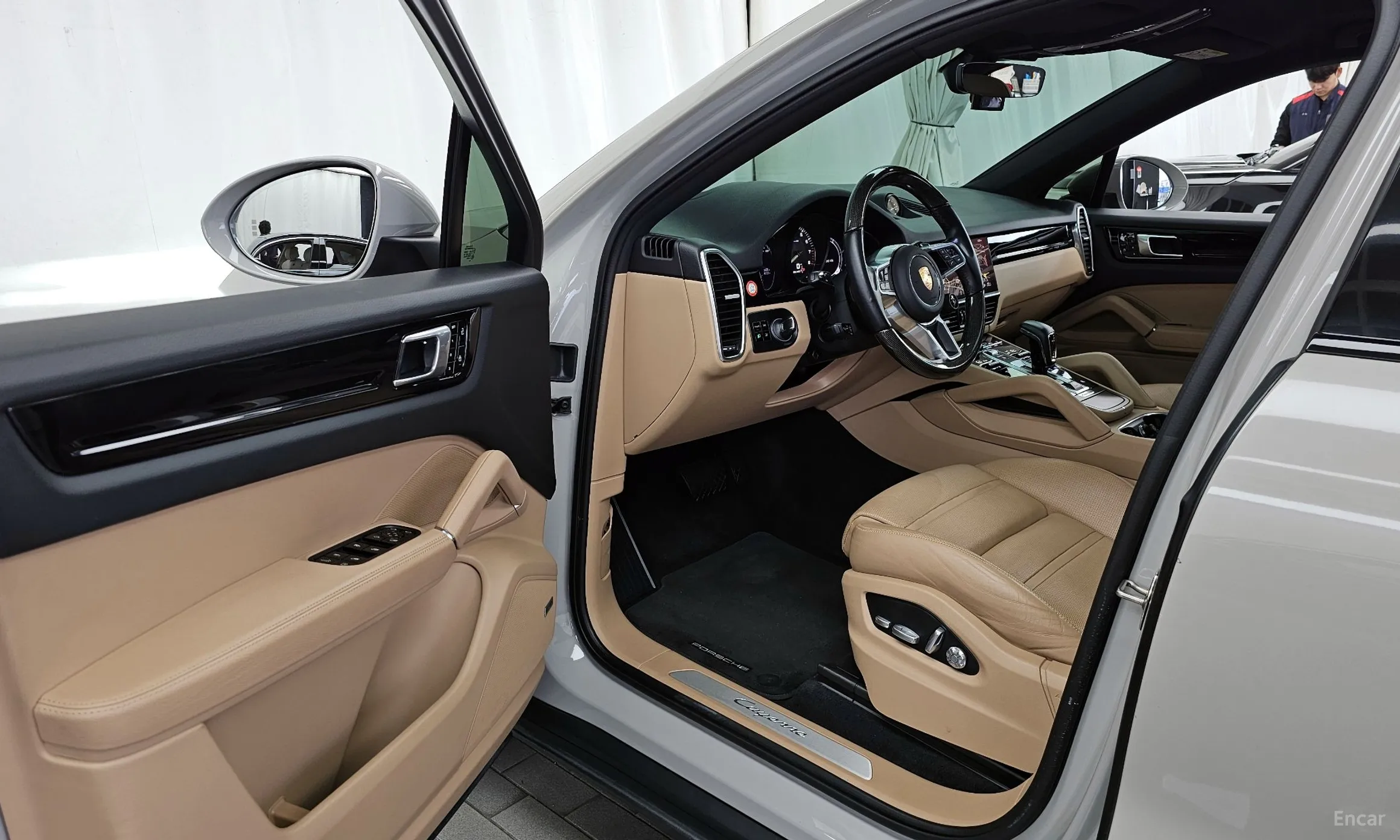 Porsche Cayenne (PO536) превью 10