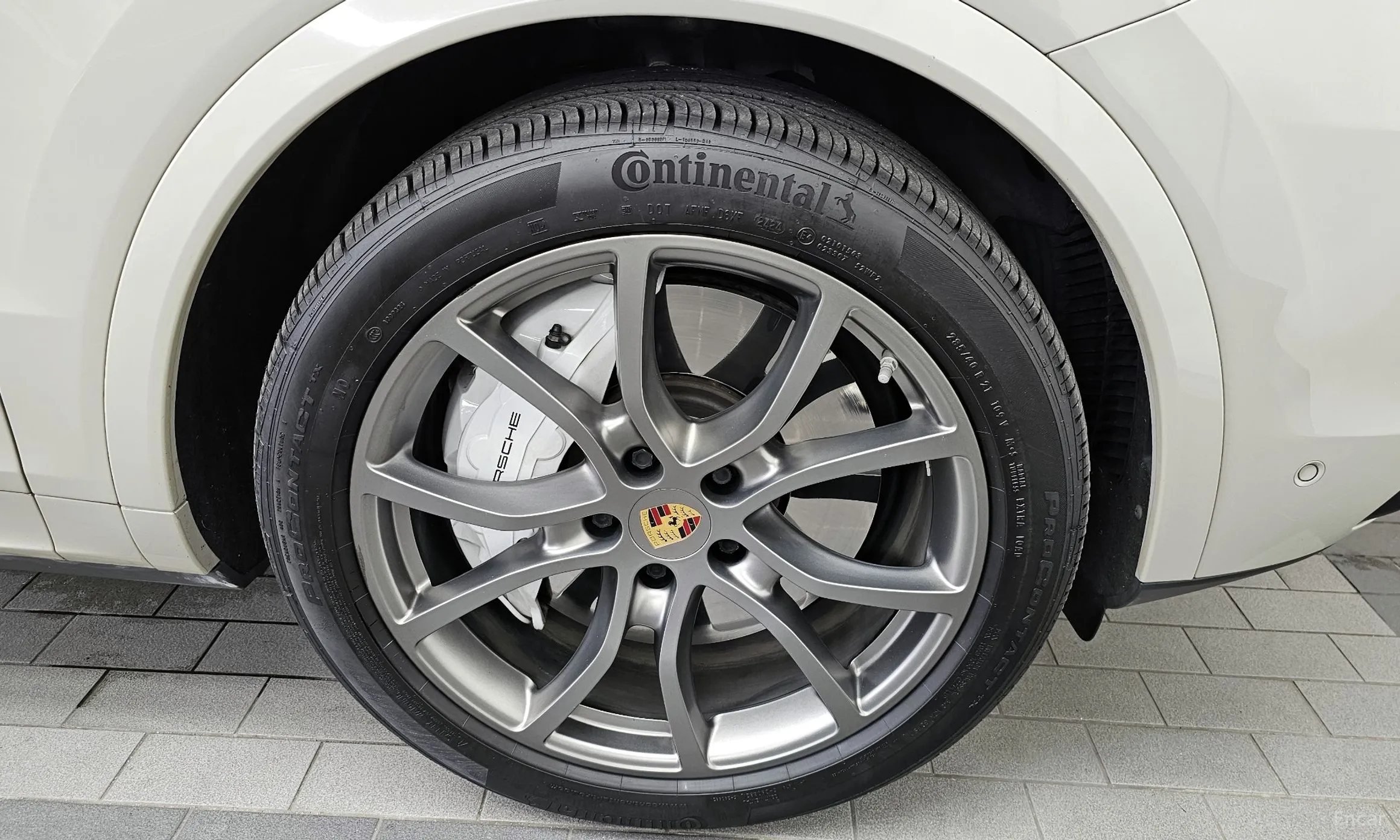 Porsche Cayenne (PO536) превью 5