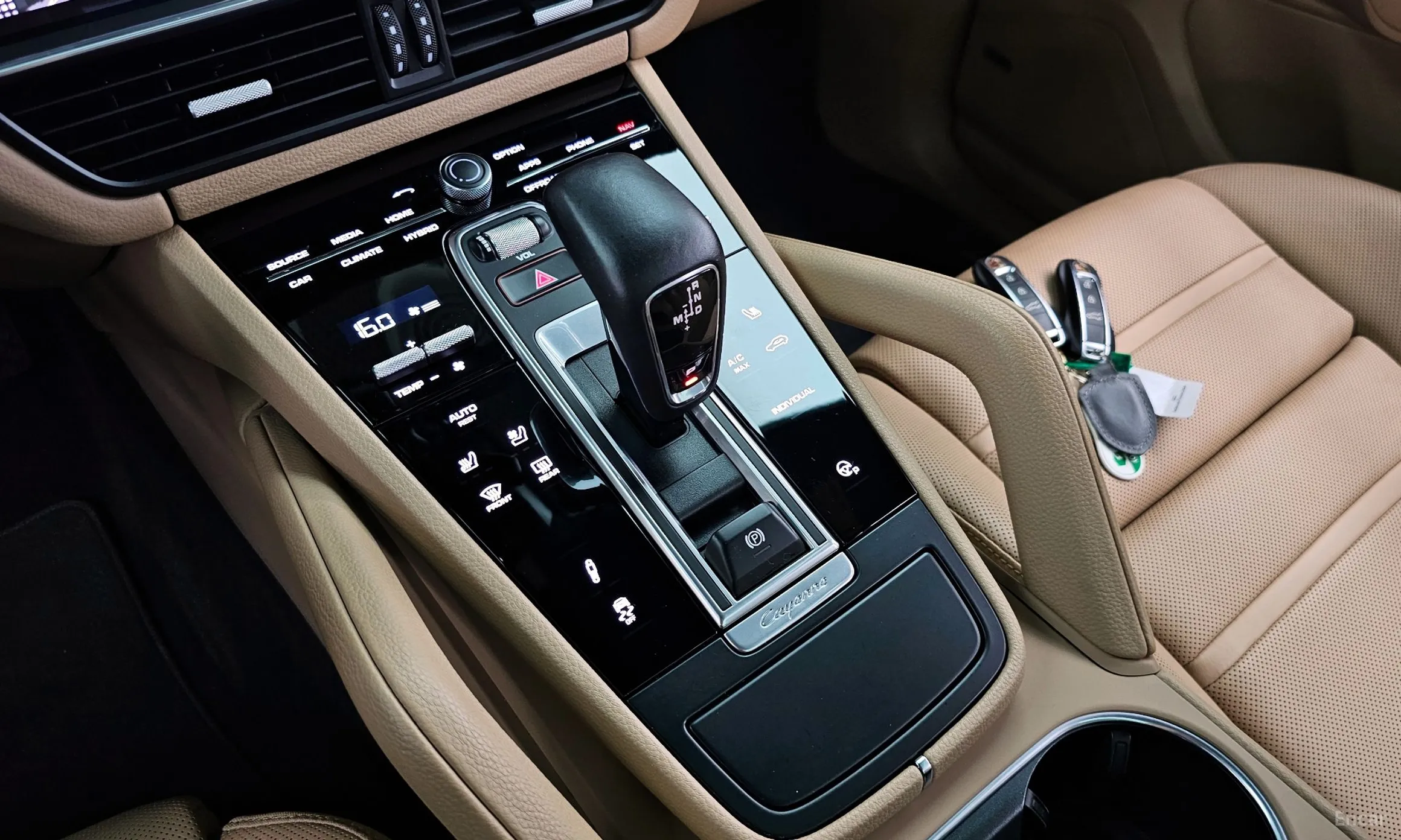 Porsche Cayenne (PO536) превью 9