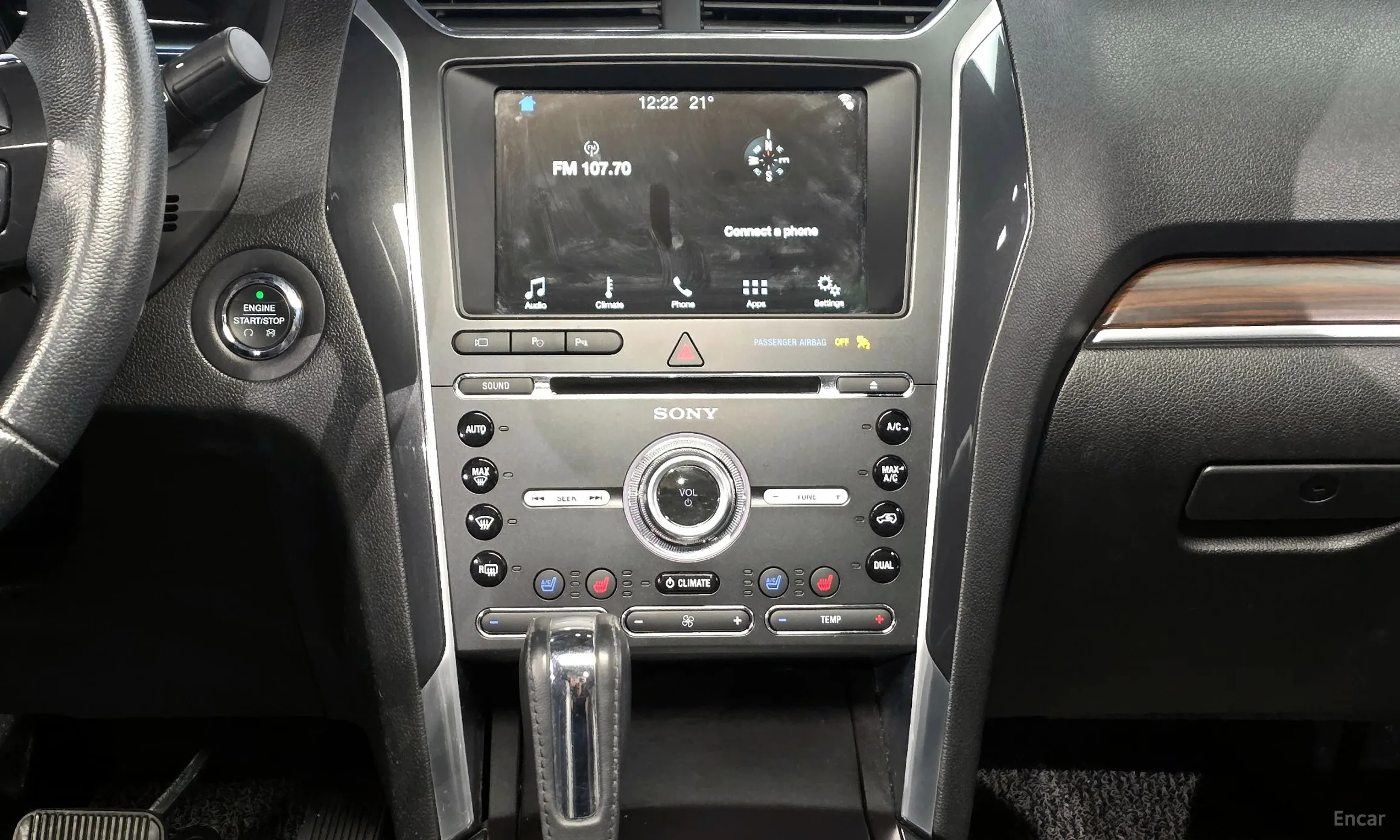 Ford Explorer превью 14