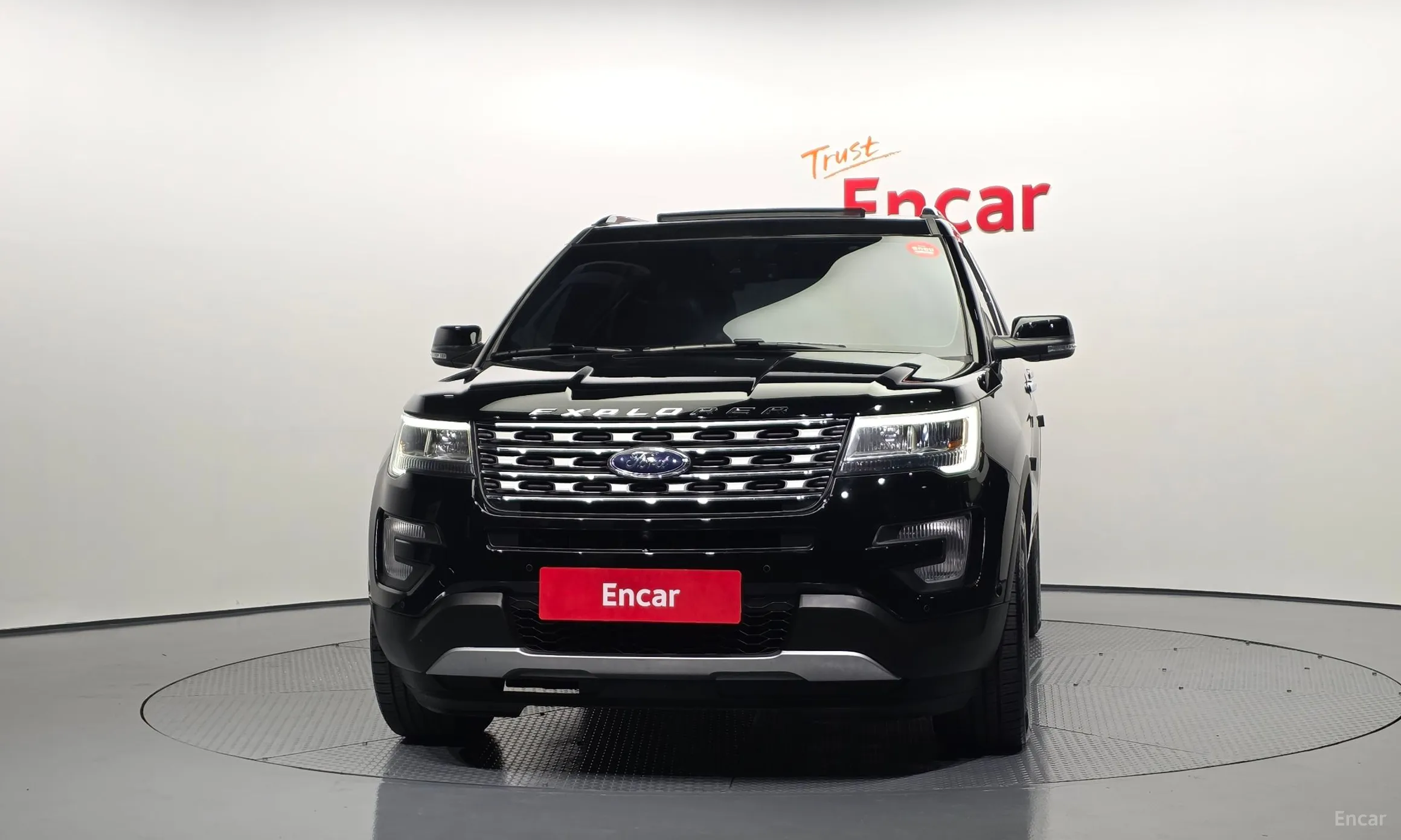 Ford Explorer превью 3